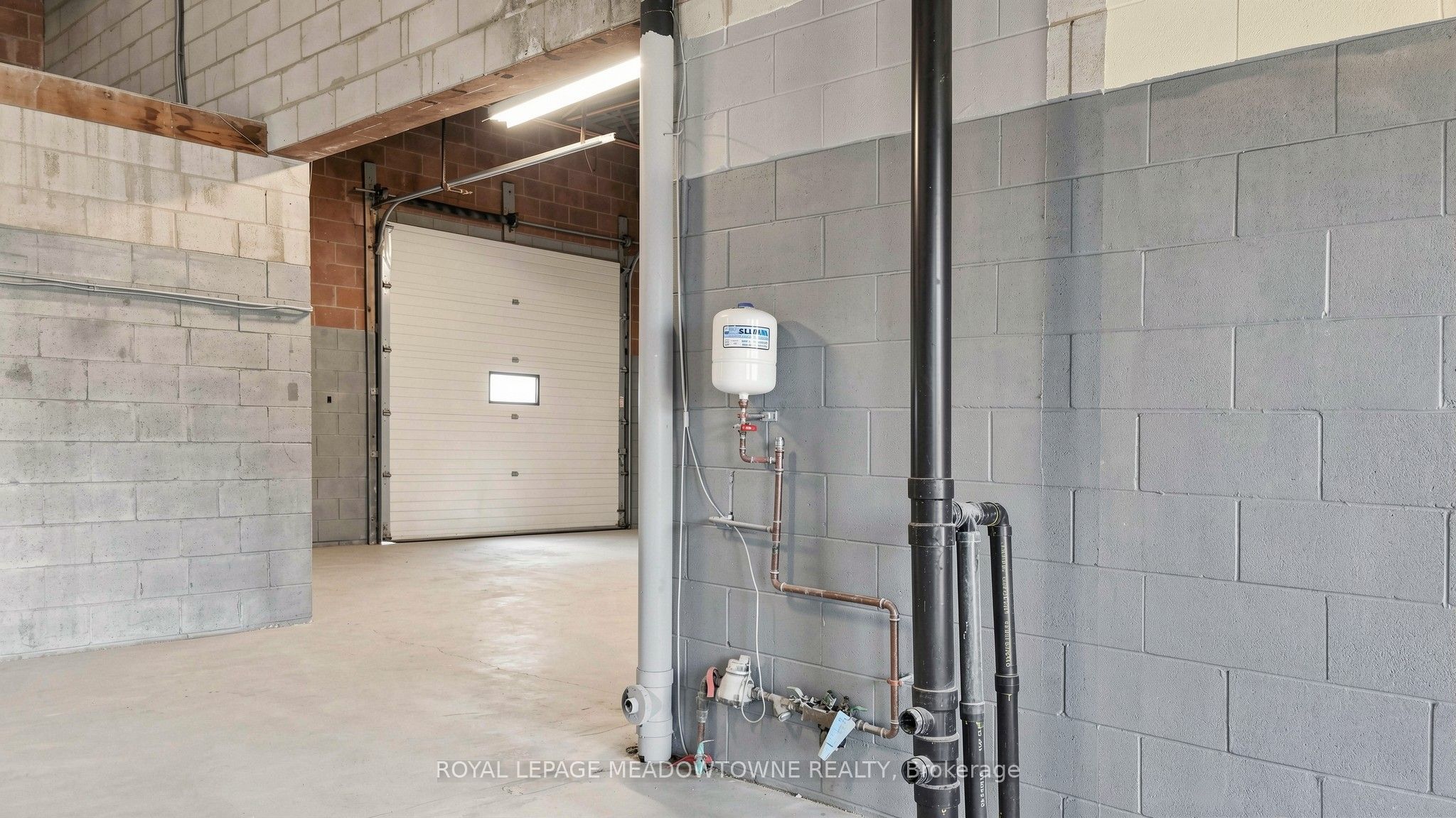 305 Armstrong Avenue 3b4 Property Photo 17