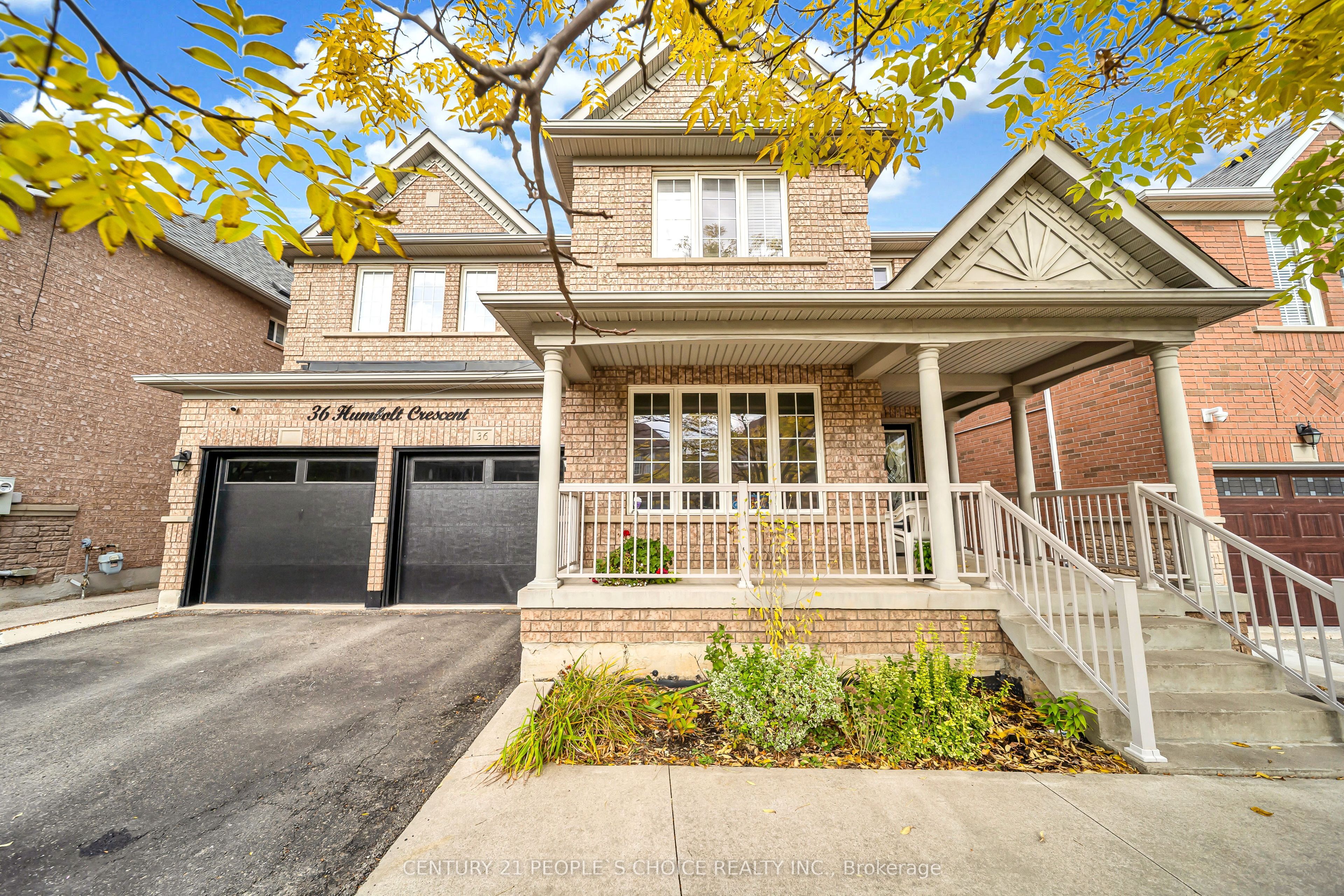 36 Humbolt Crescent Property Photo 3
