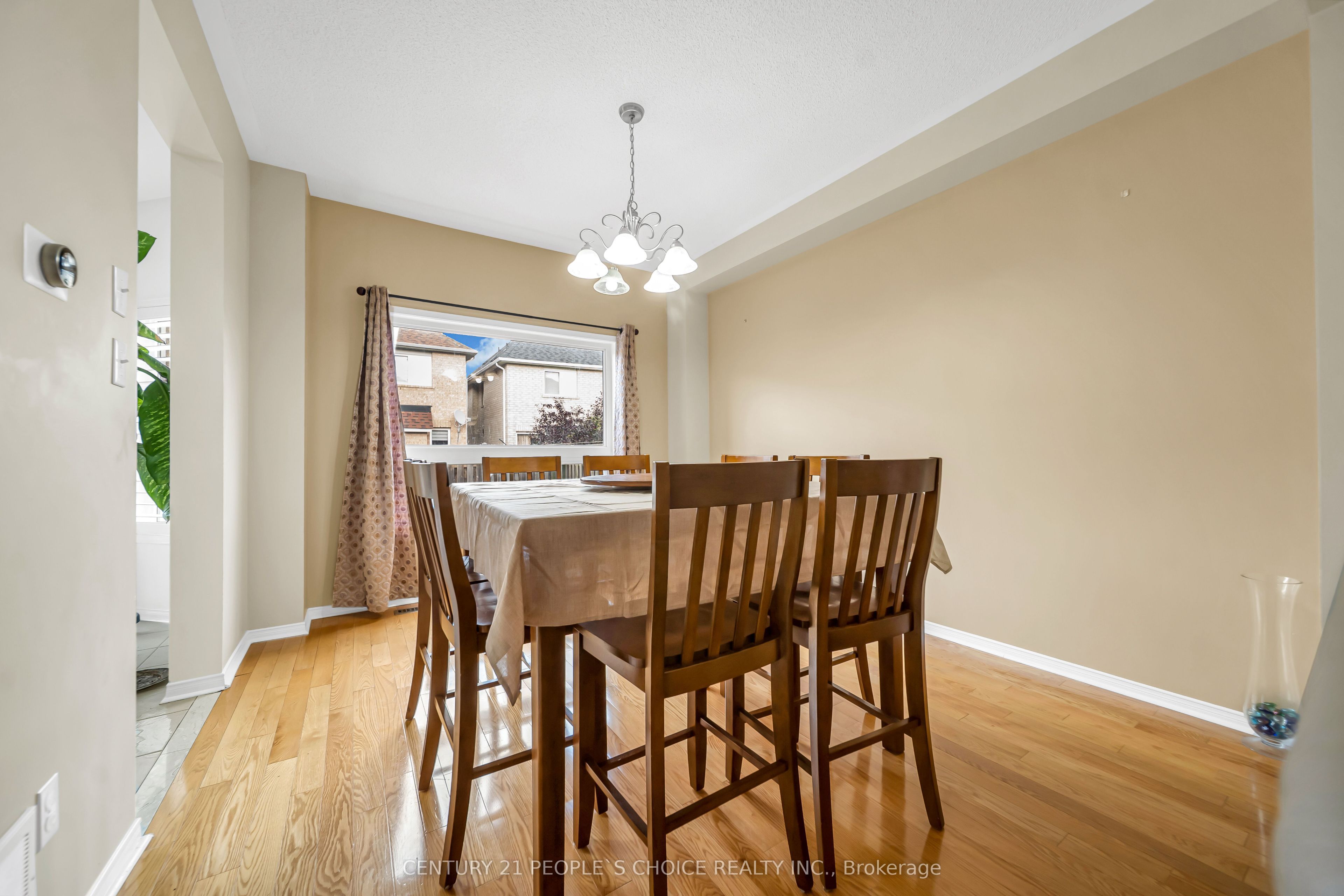 36 Humbolt Crescent Property Photo 13