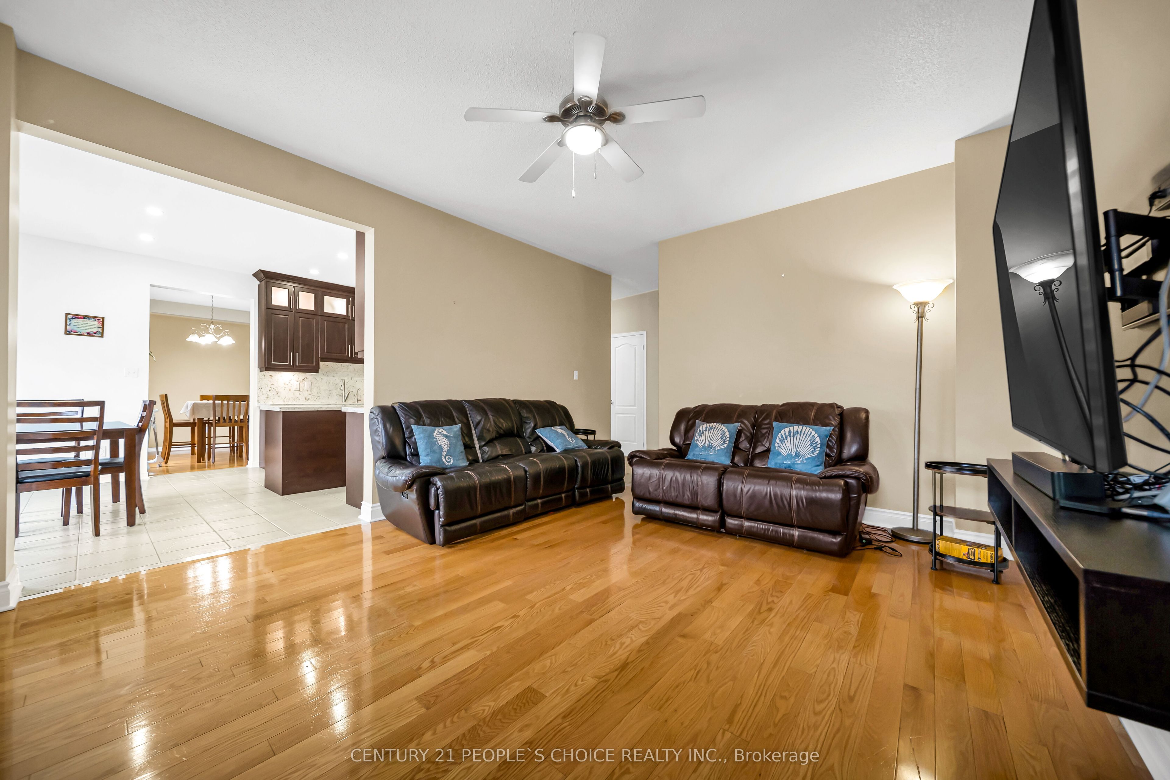 36 Humbolt Crescent Property Photo 15