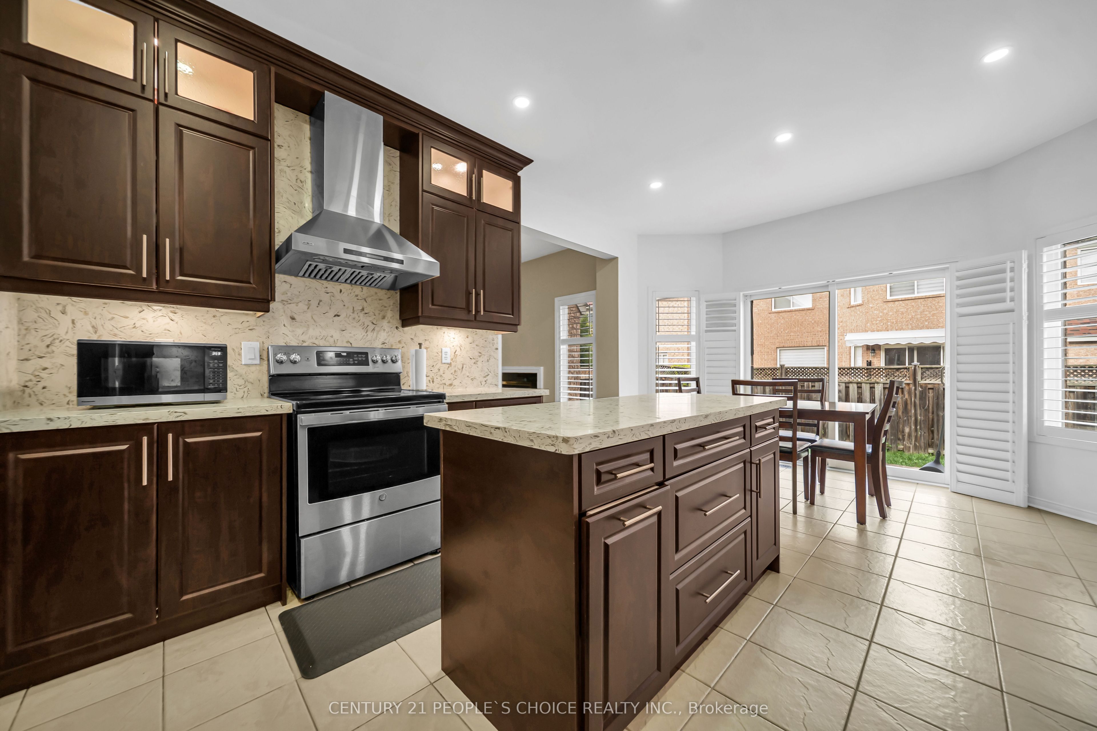36 Humbolt Crescent Property Photo 20