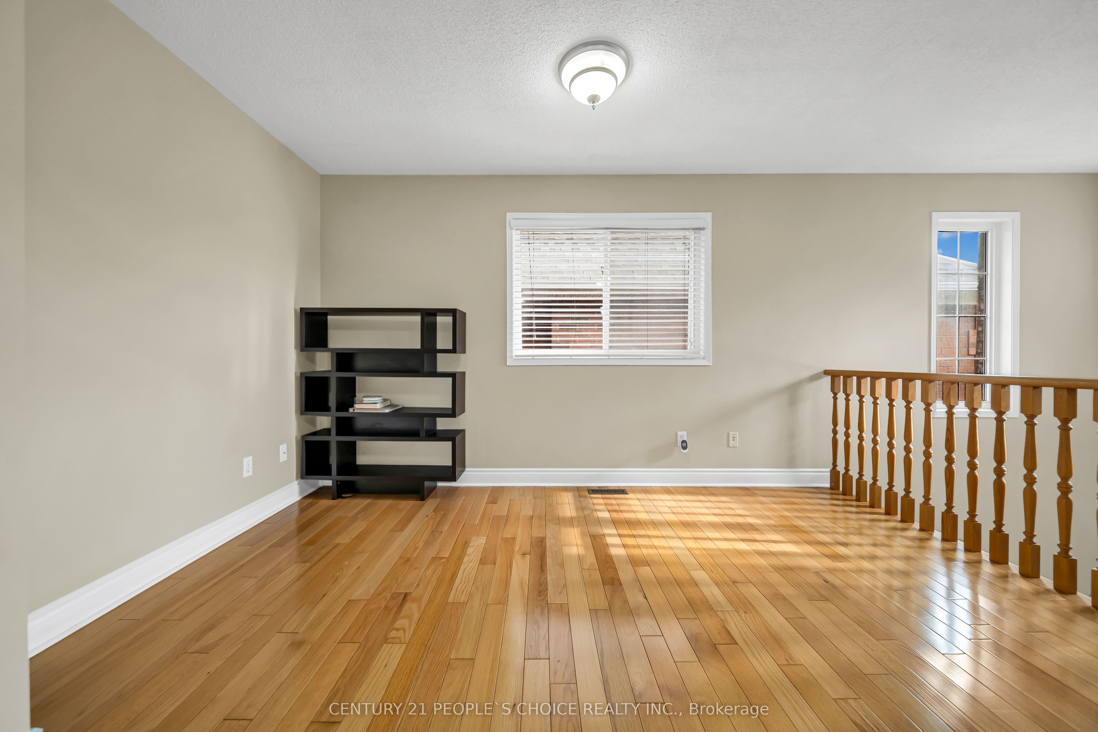 36 Humbolt Crescent Property Photo 27