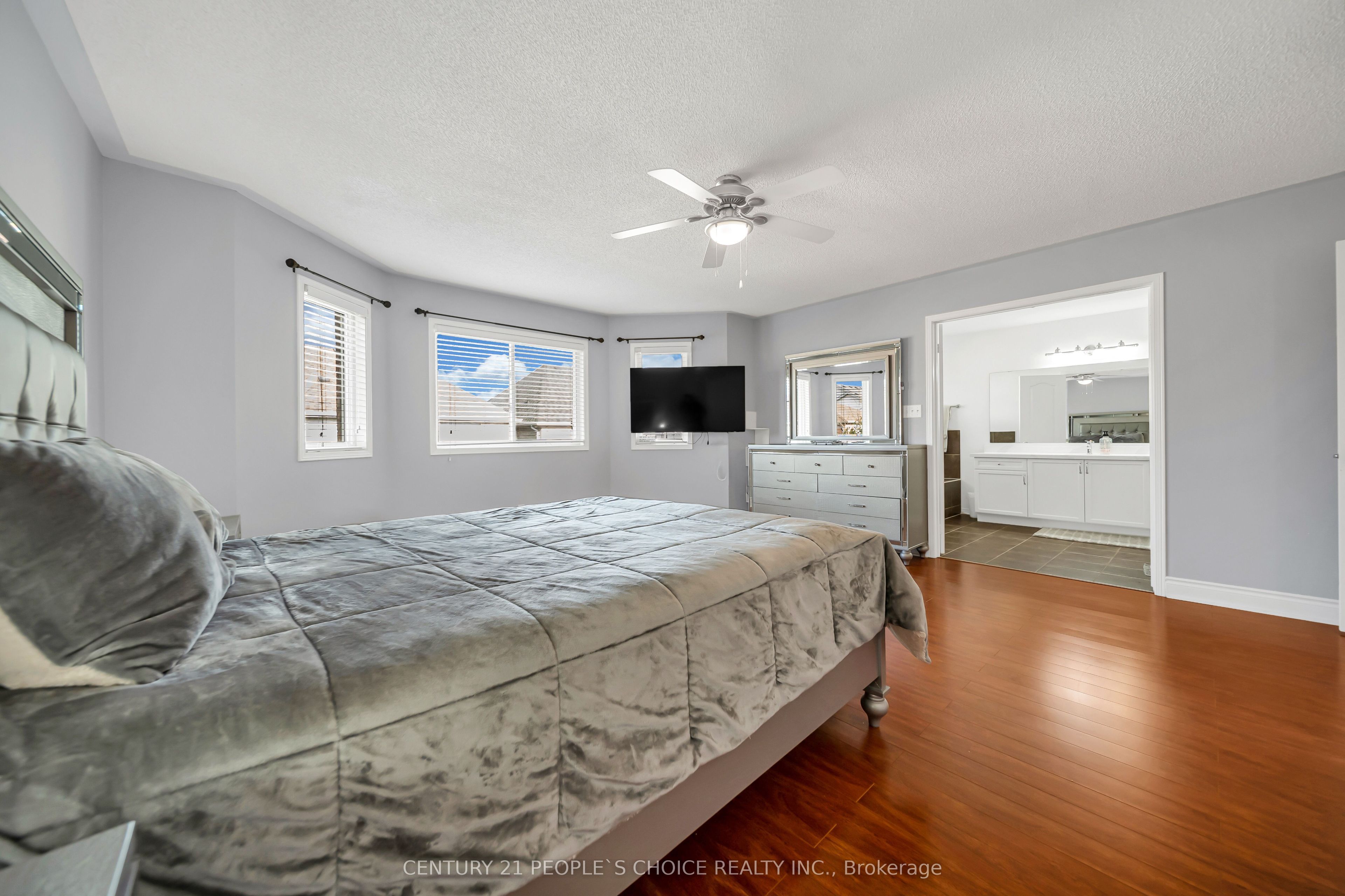 36 Humbolt Crescent Property Photo 29