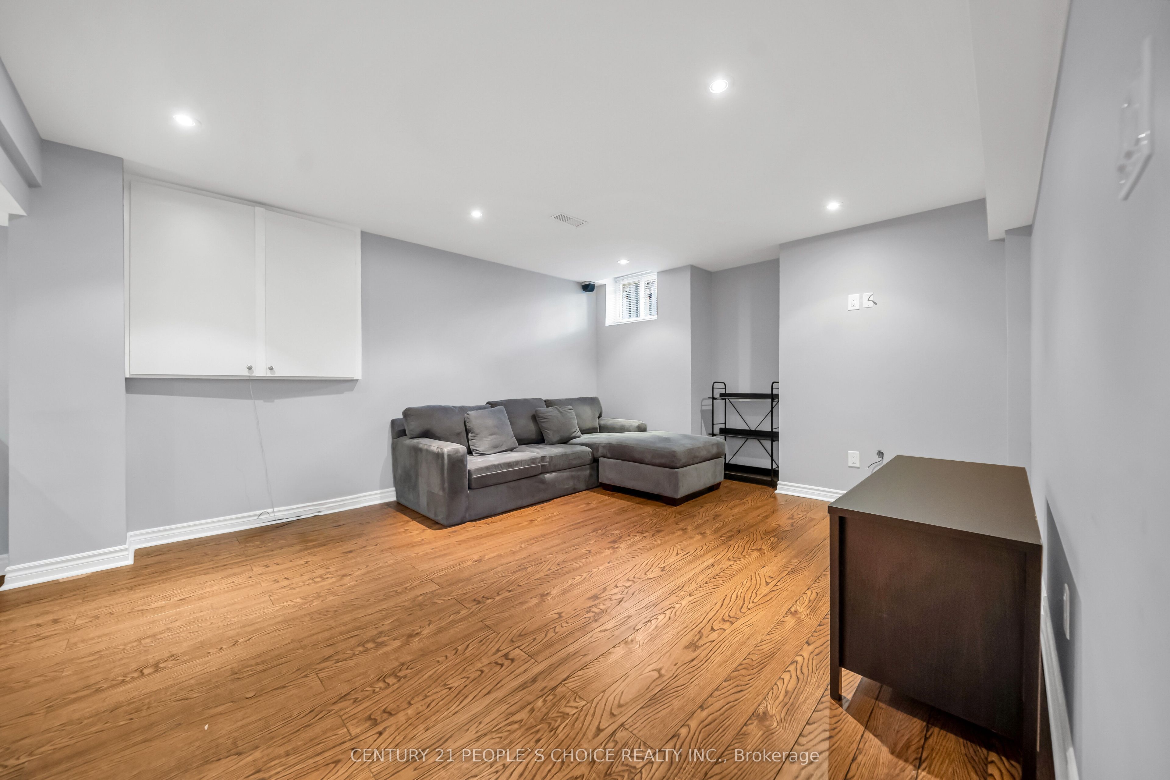 36 Humbolt Crescent Property Photo 40