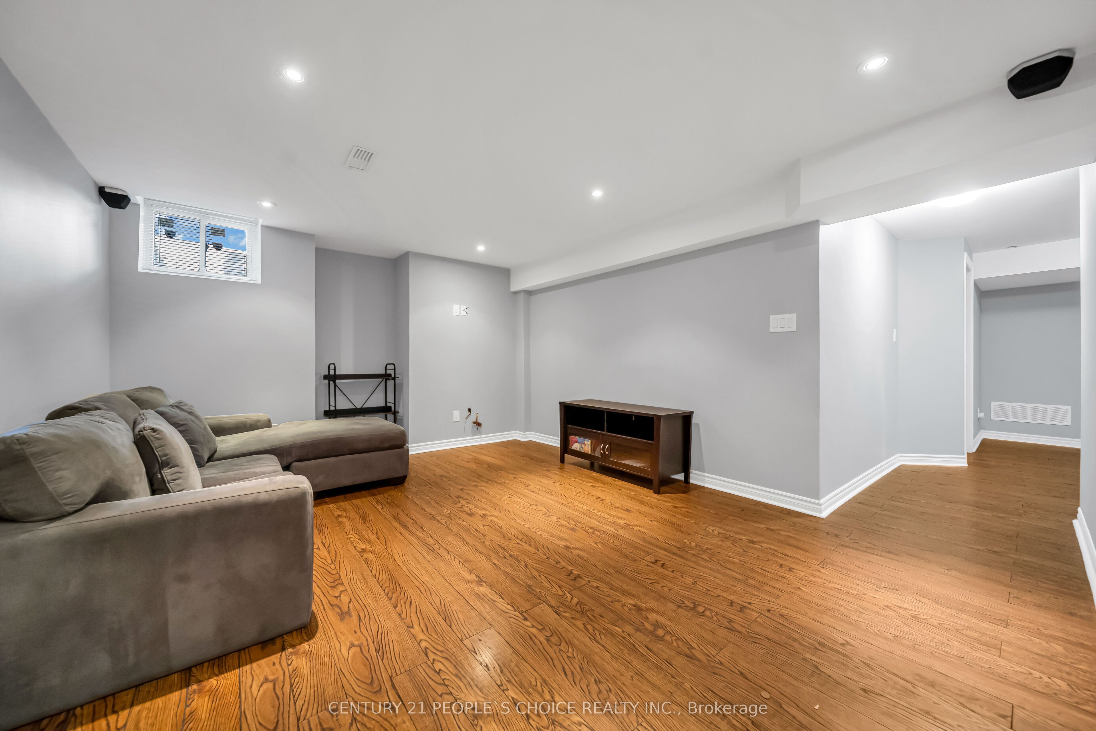36 Humbolt Crescent Property Photo 41