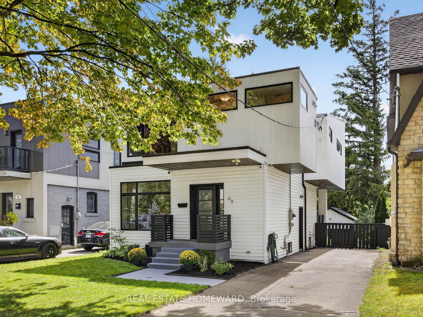 69 Ringley Avenue Property Photo 1