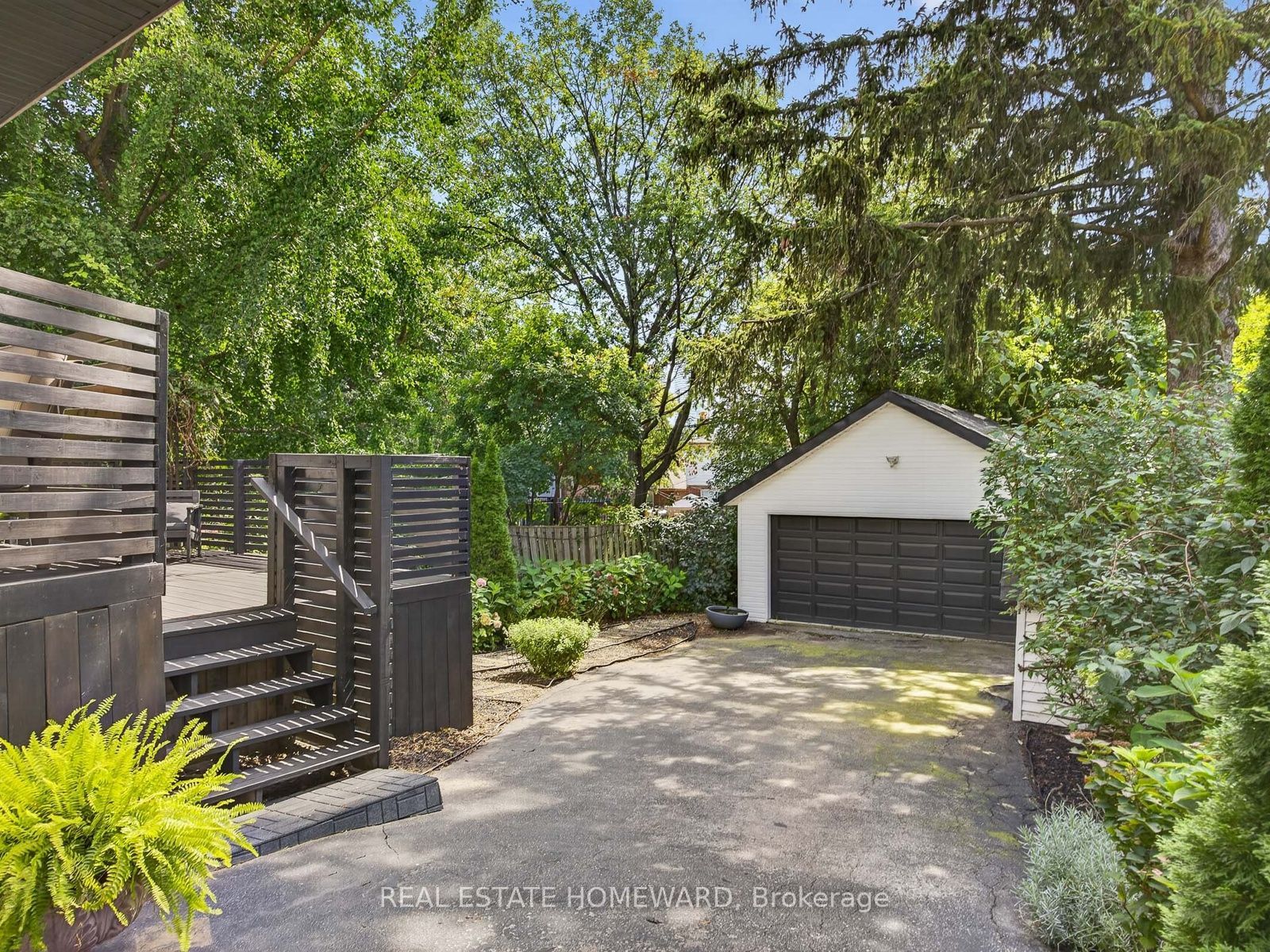 69 Ringley Avenue Property Photo 32