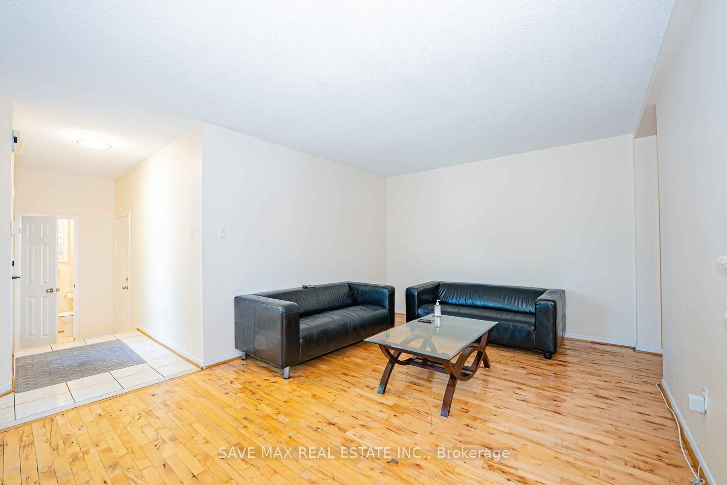 1 Kitto Court Property Photo 8