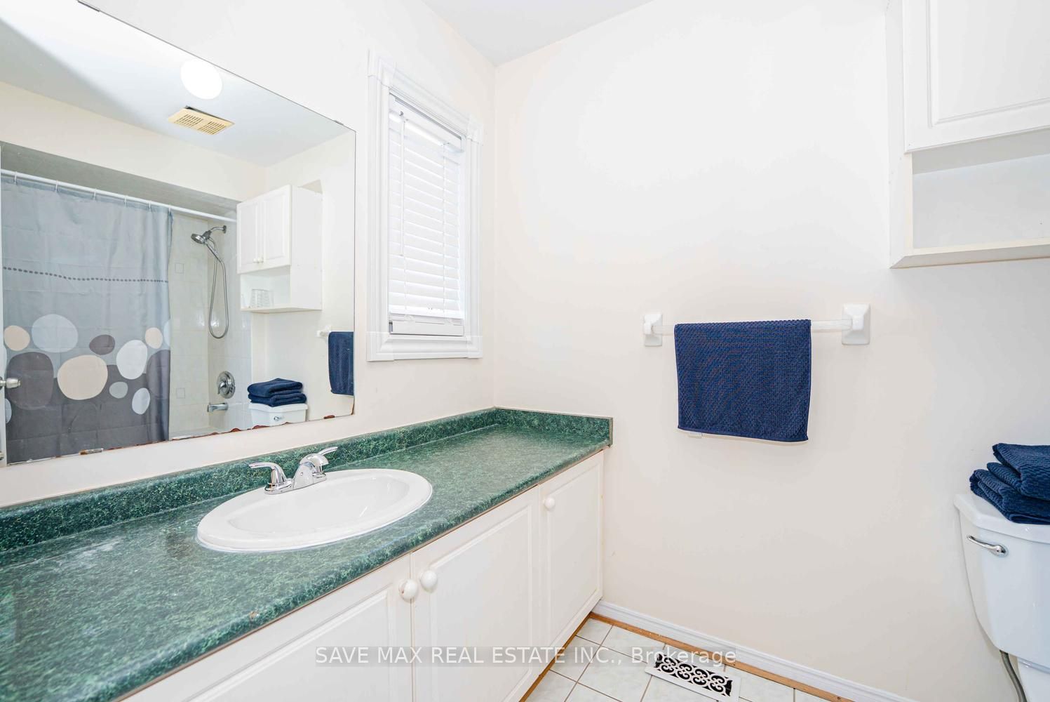 1 Kitto Court Property Photo 27