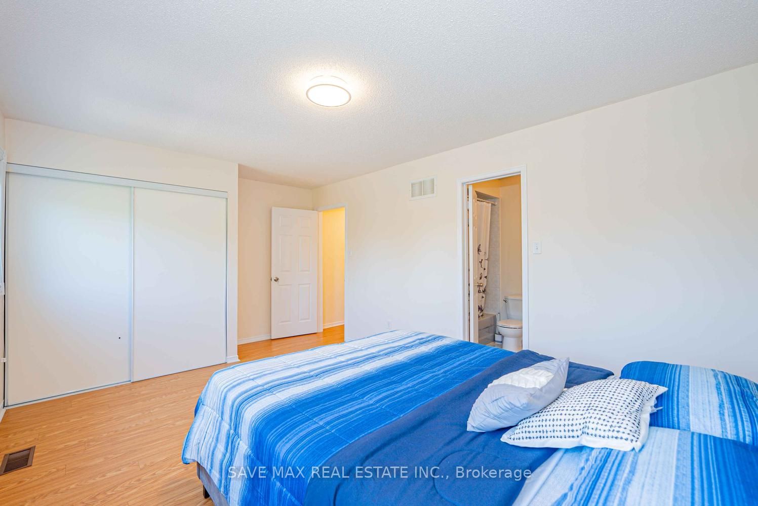 1 Kitto Court Property Photo 34