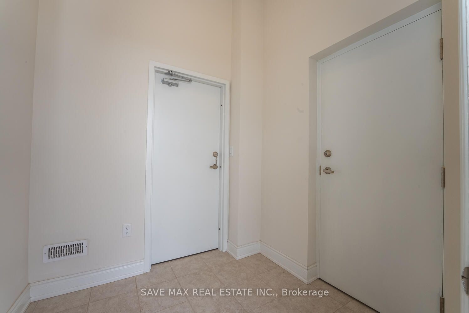 3299 Sixth Line 2 Property Photo 6