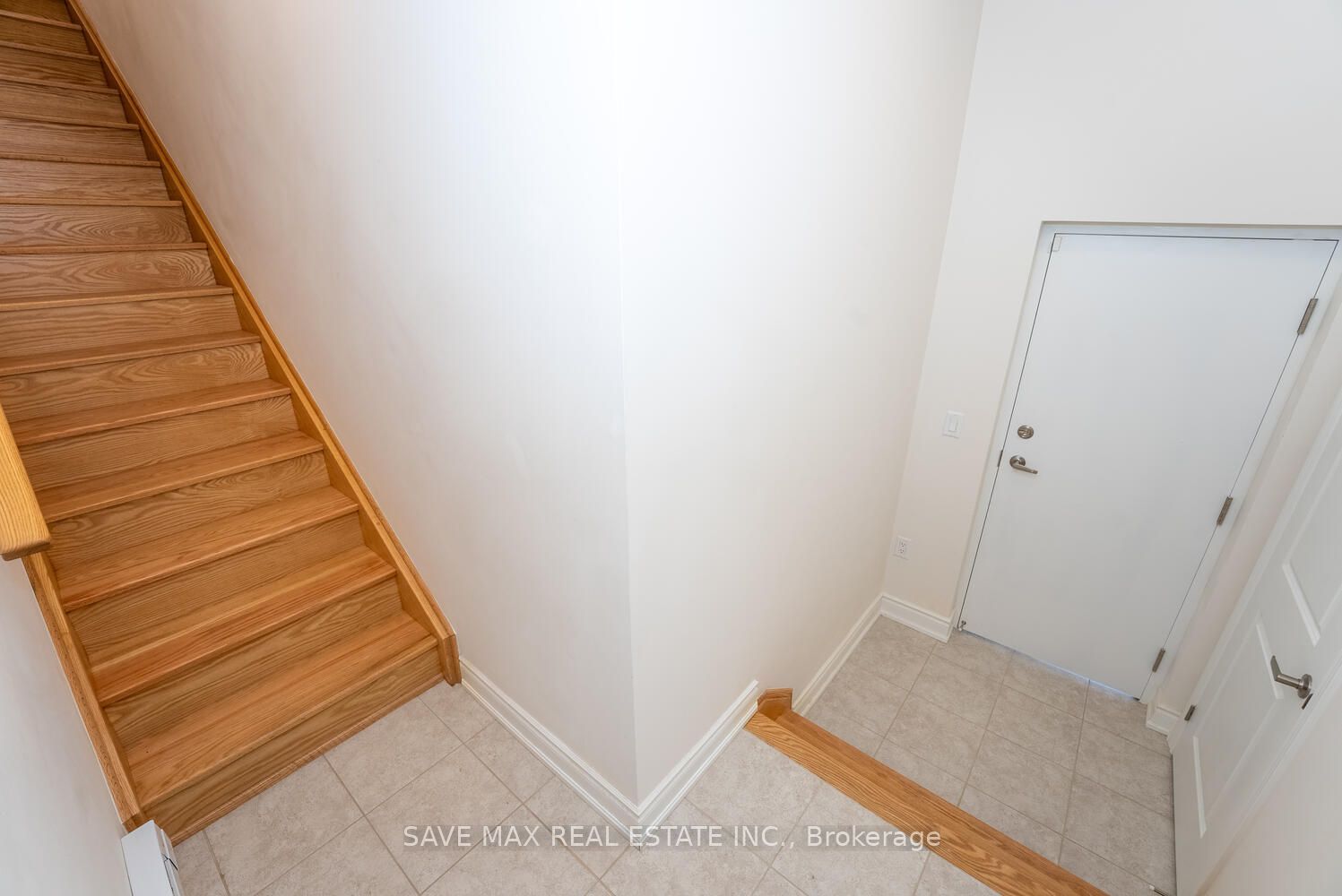3299 Sixth Line 2 Property Photo 9