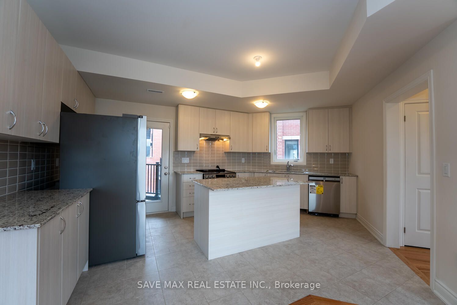 3299 Sixth Line 2 Property Photo 16