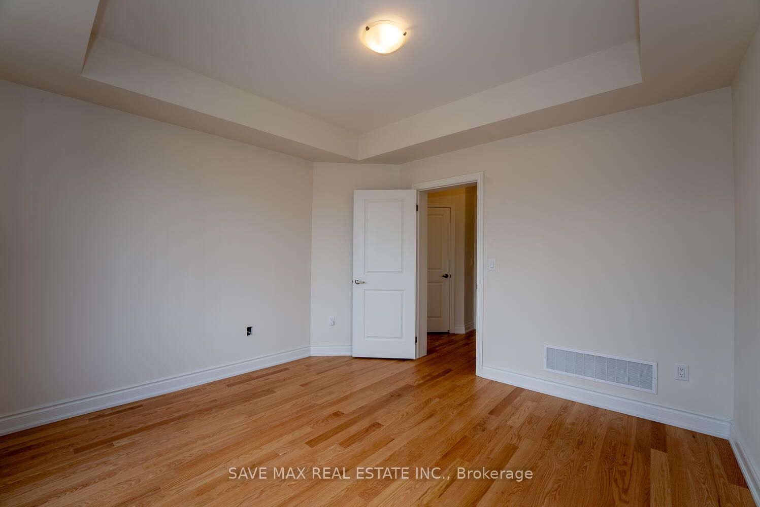 3299 Sixth Line 2 Property Photo 22
