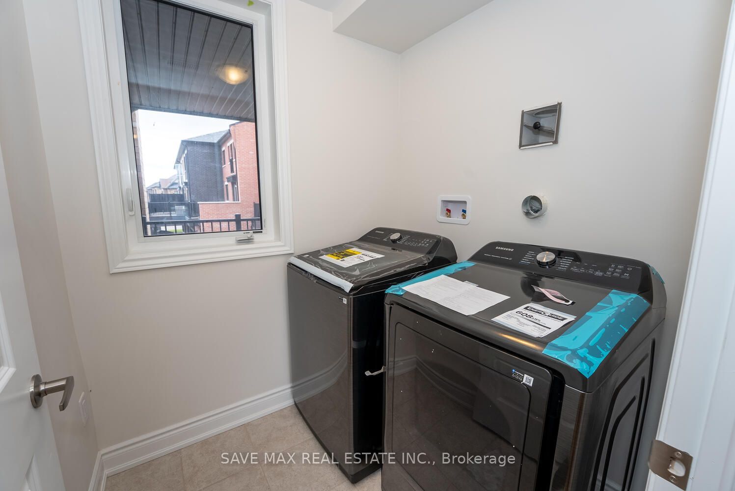 3299 Sixth Line 2 Property Photo 28