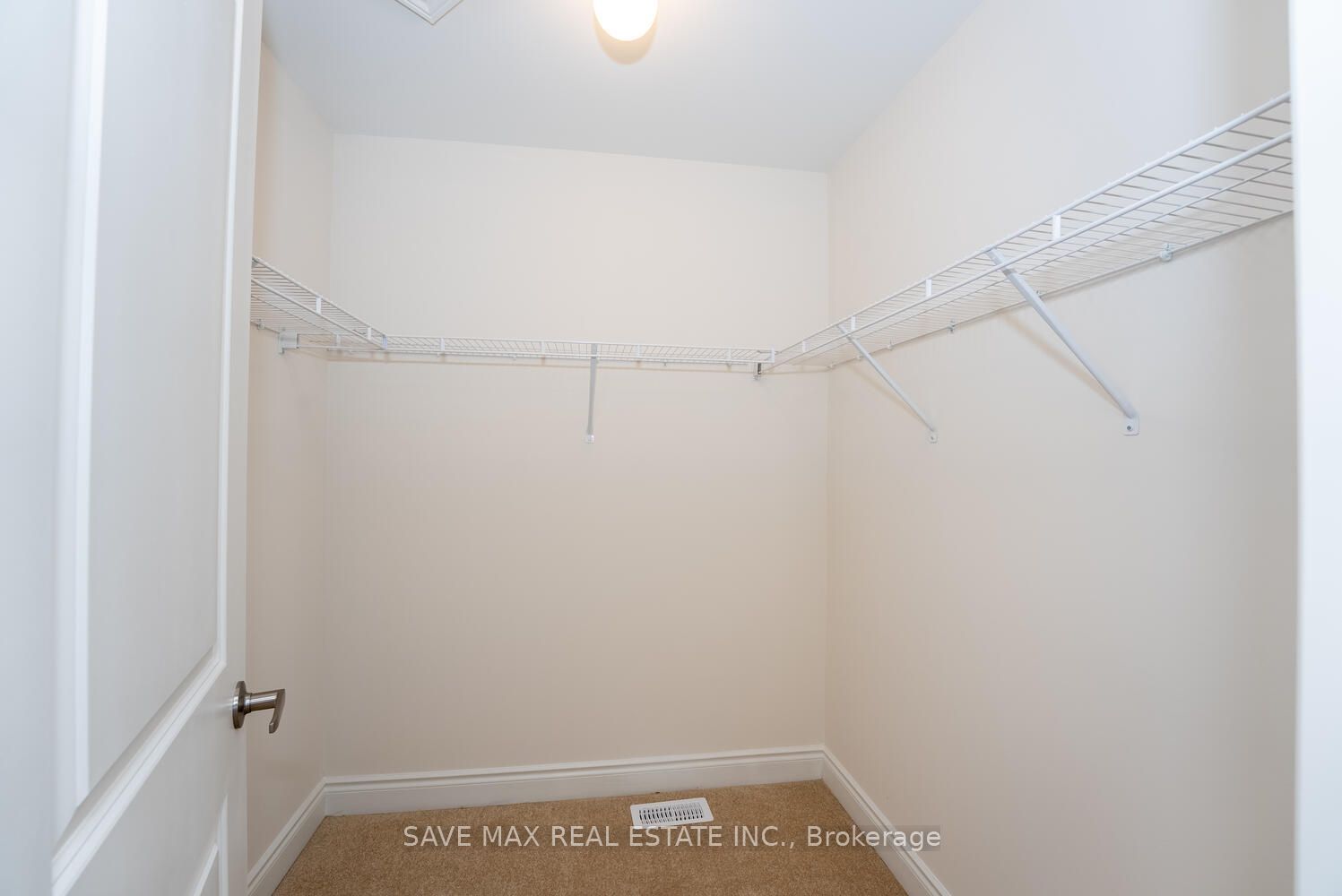 3299 Sixth Line 2 Property Photo 37