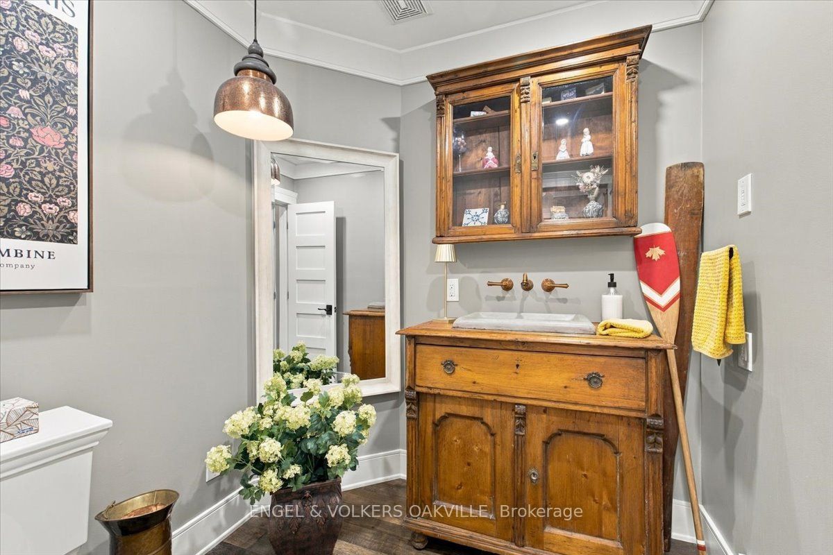 493 Wicklow Road Property Photo 13