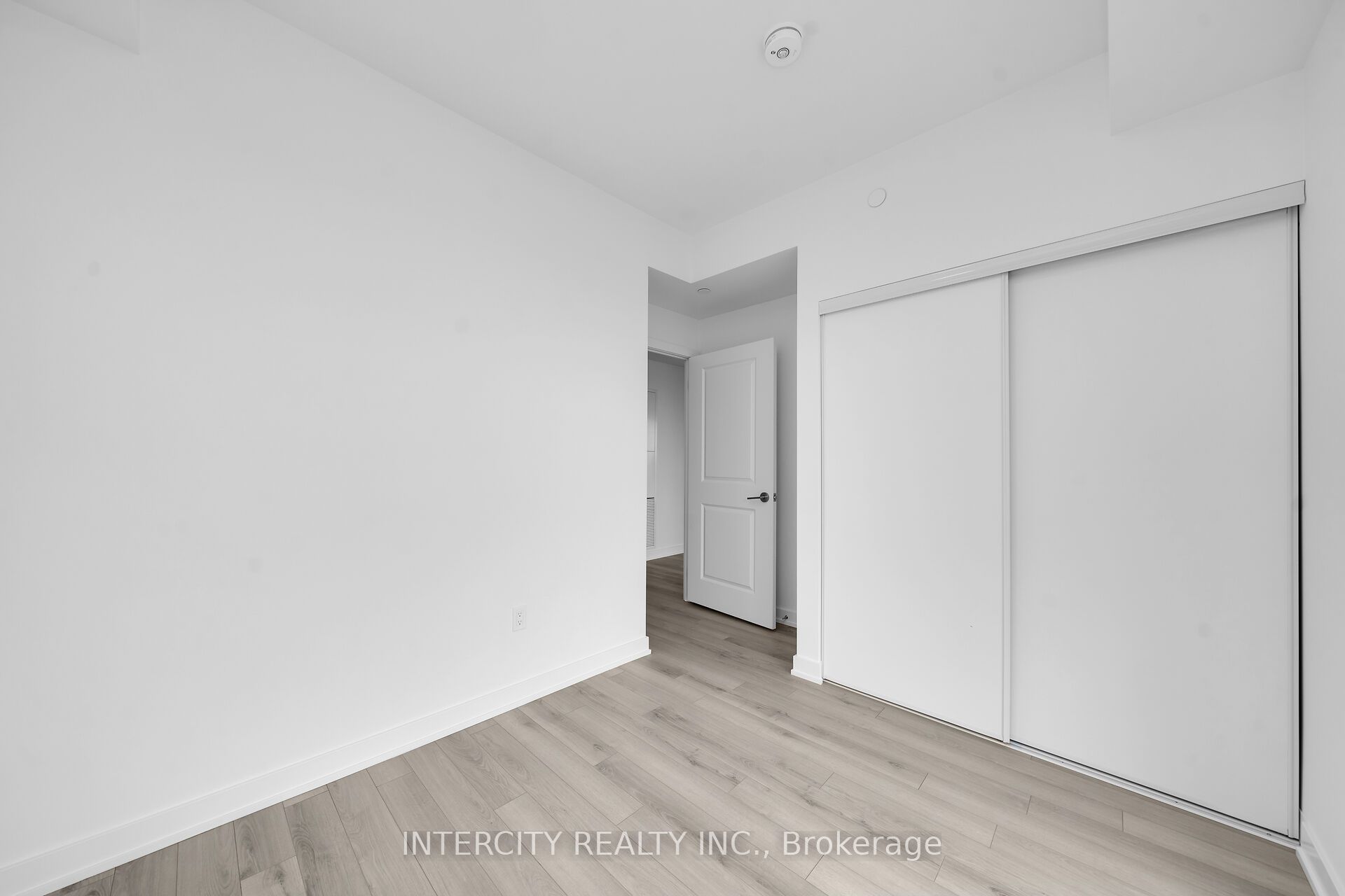 15 Skyridge Drive E 1019 Property Photo 15