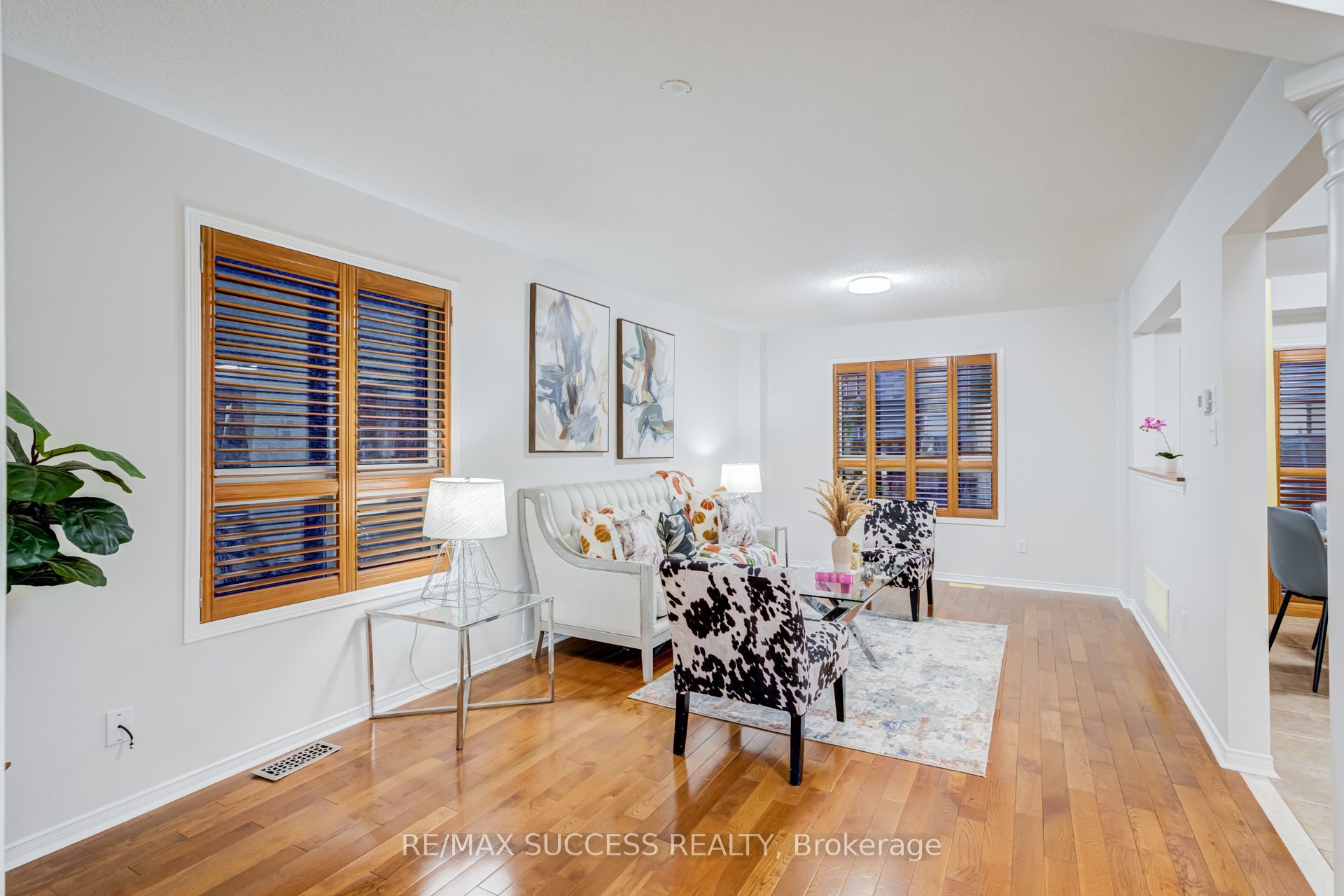 54 Ferncroft Place Property Photo 7