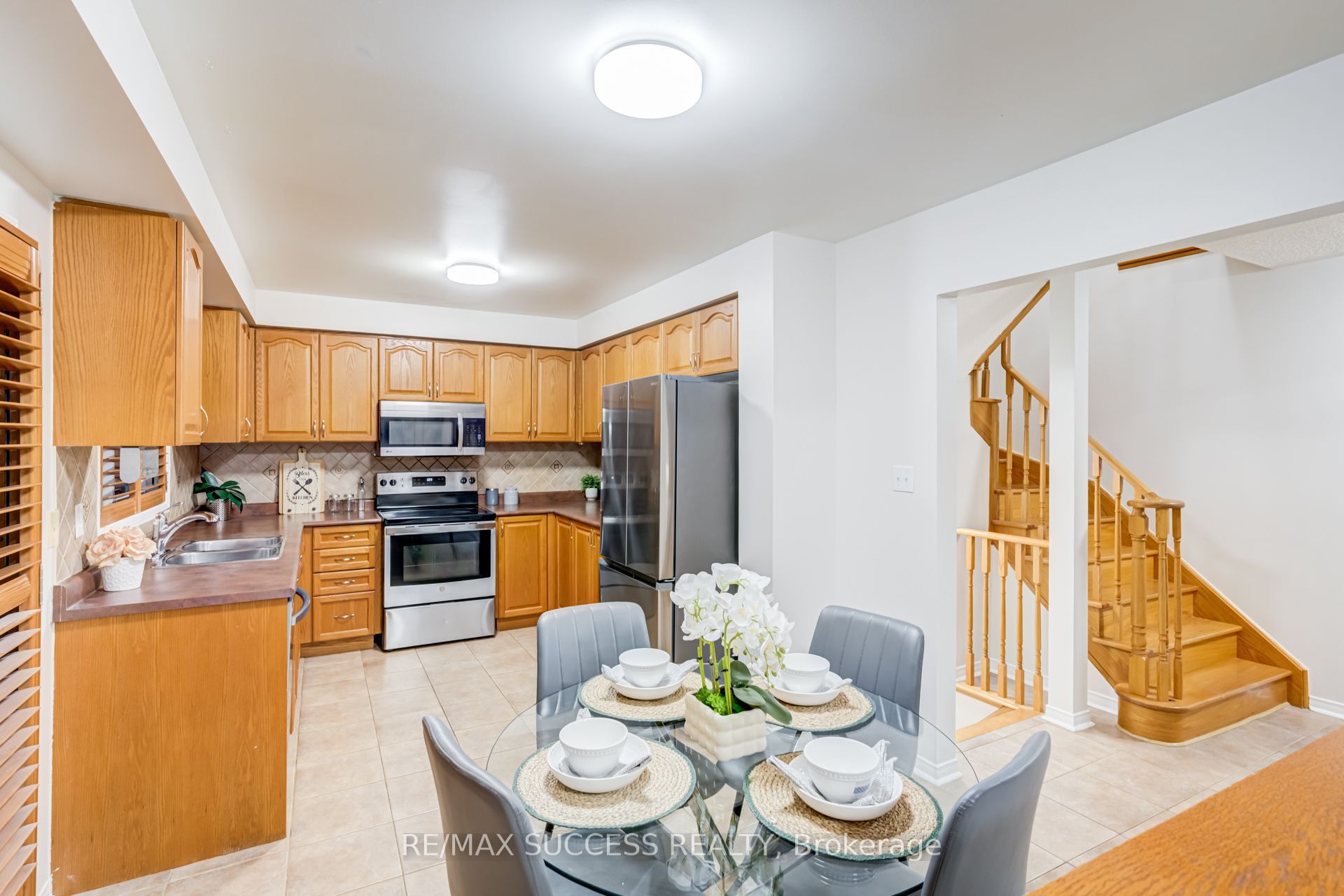 54 Ferncroft Place Property Photo 16