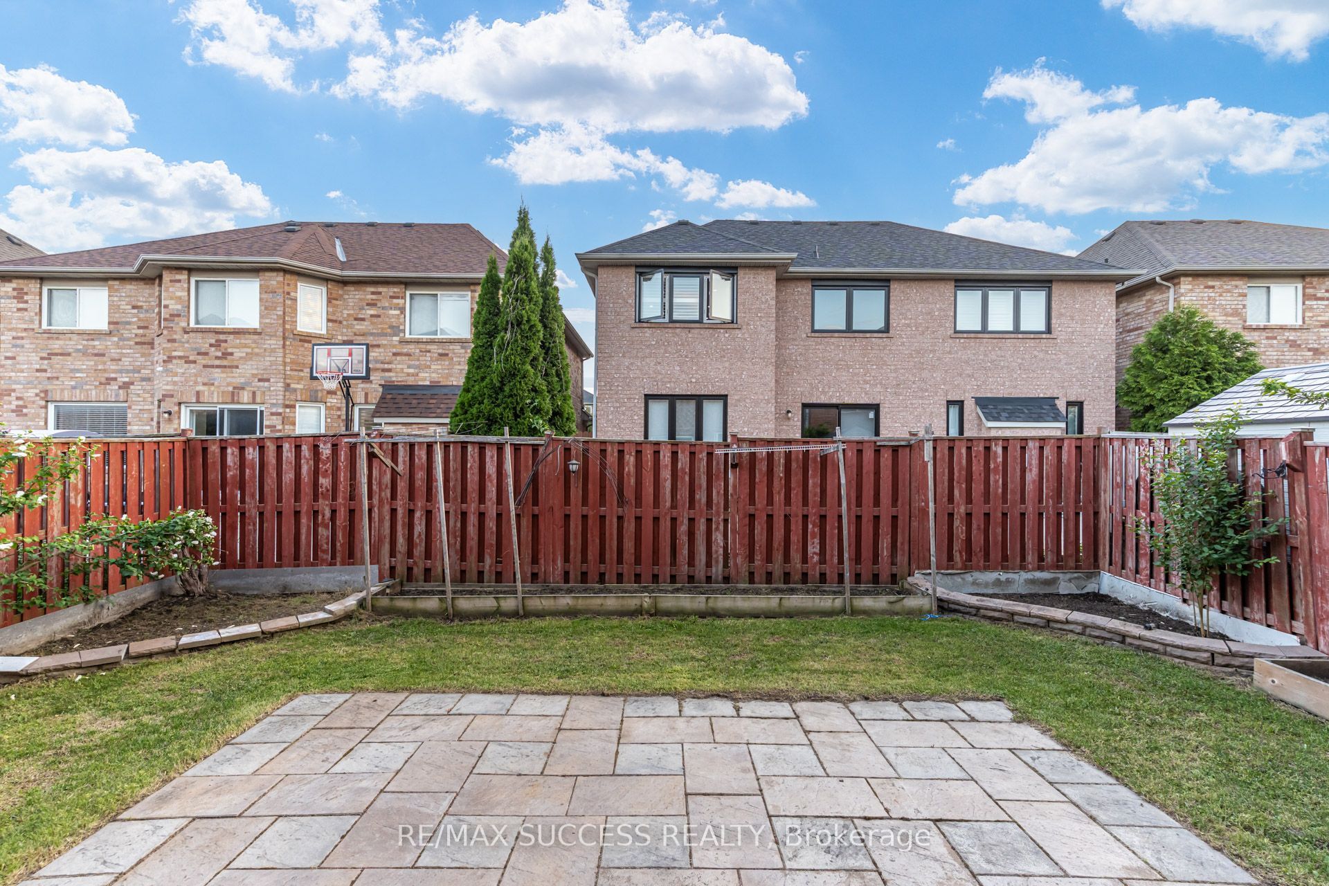 54 Ferncroft Place Property Photo 43