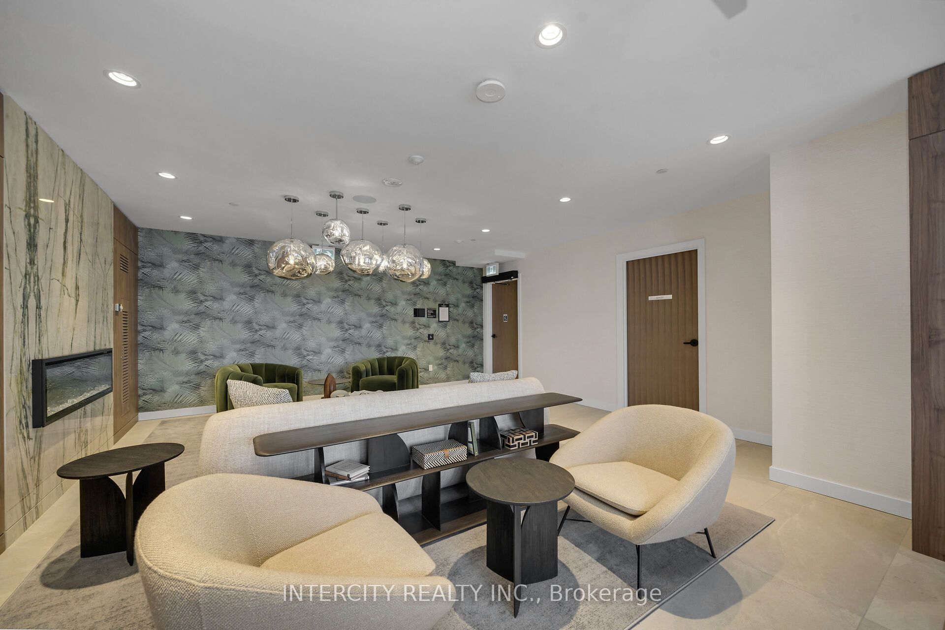 15 Skyridge Drive E 1108 Property Photo 33