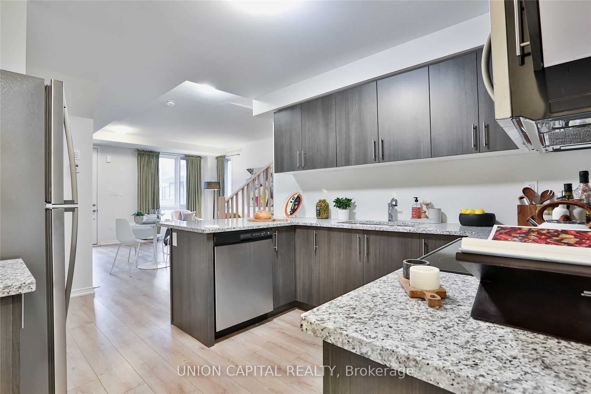 30 Woodstream Drive 13 Property Photo 14