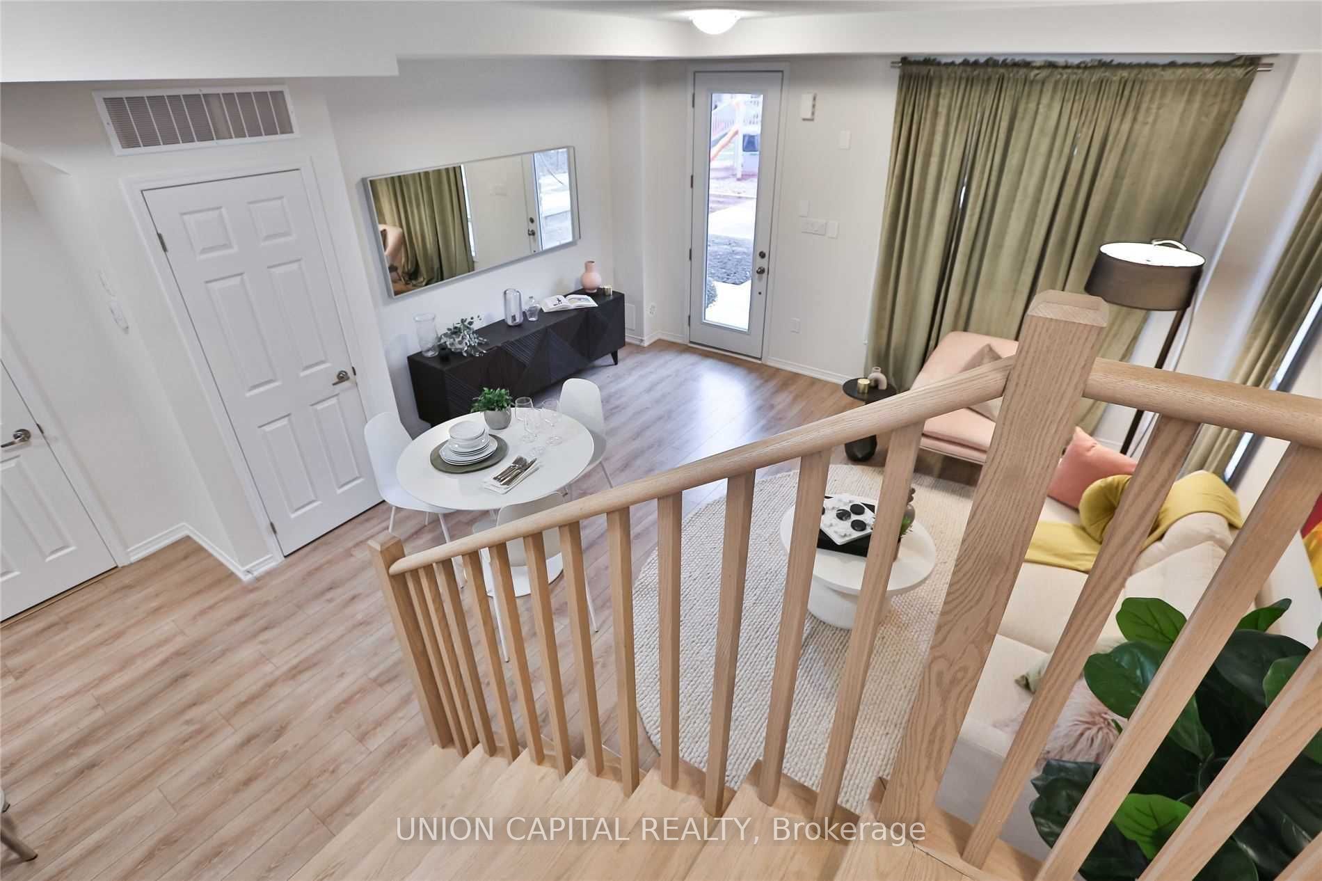 30 Woodstream Drive 13 Property Photo 15