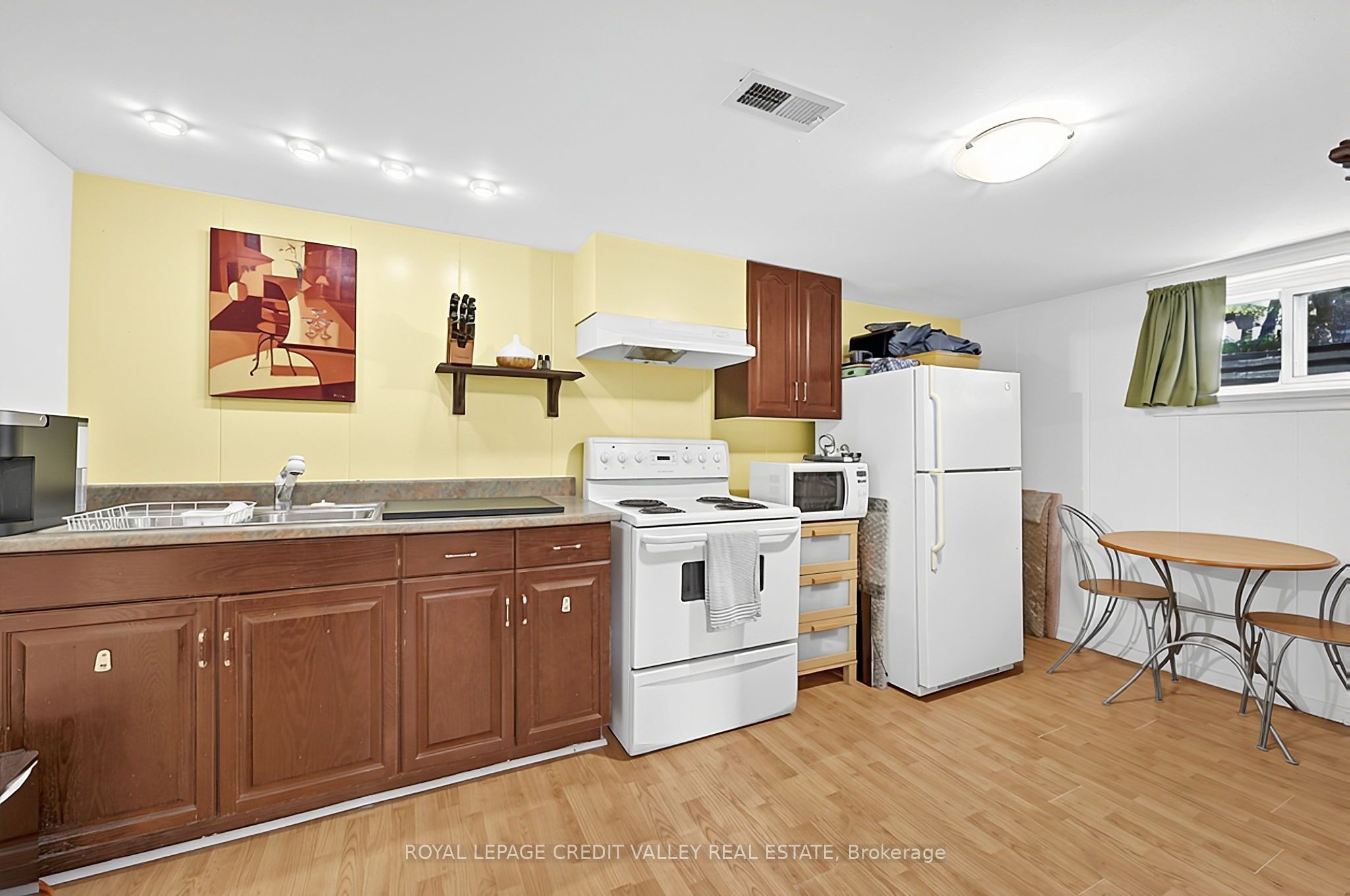 29 Crestview Avenue Property Photo 28
