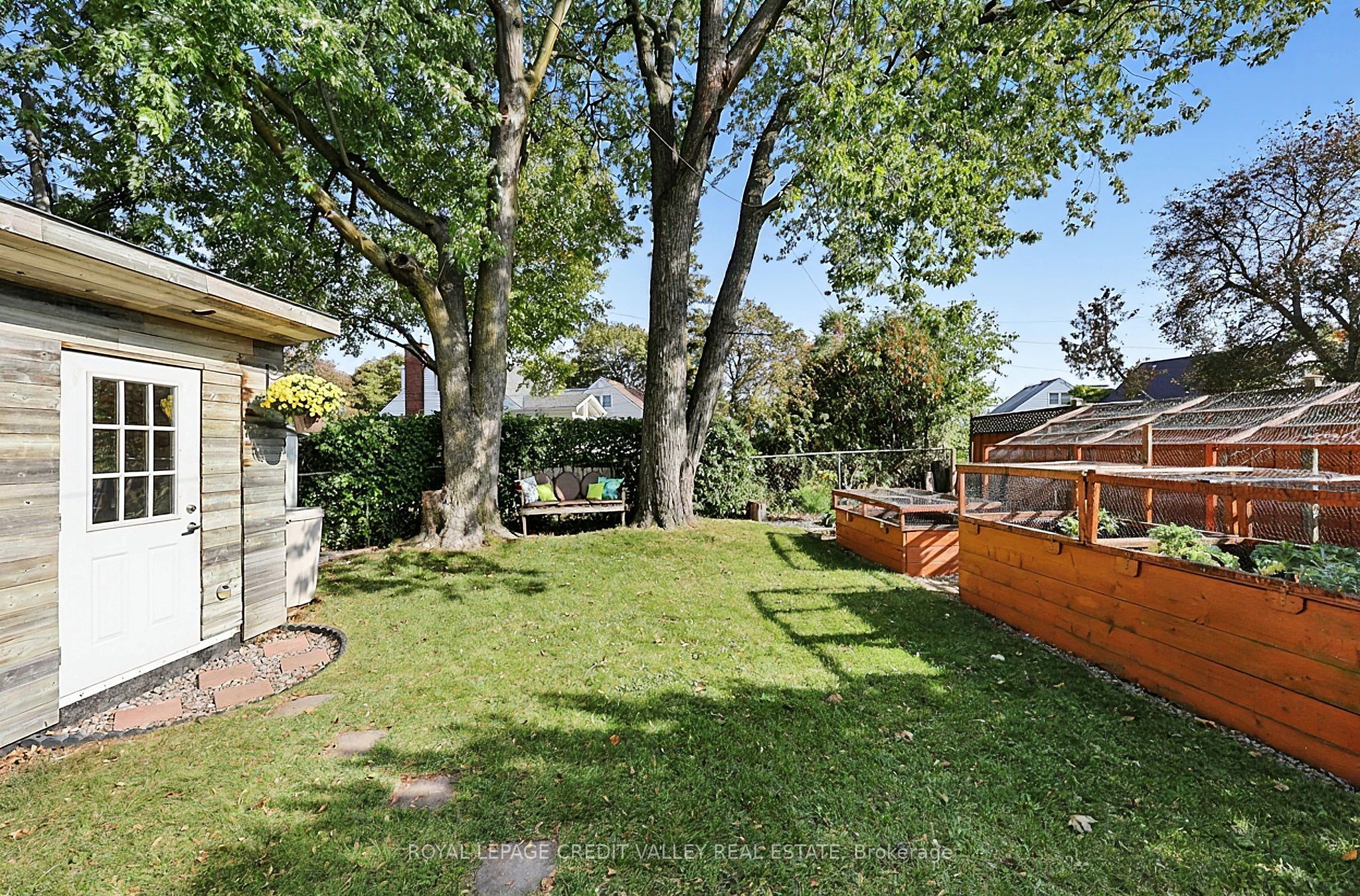 29 Crestview Avenue Property Photo 41
