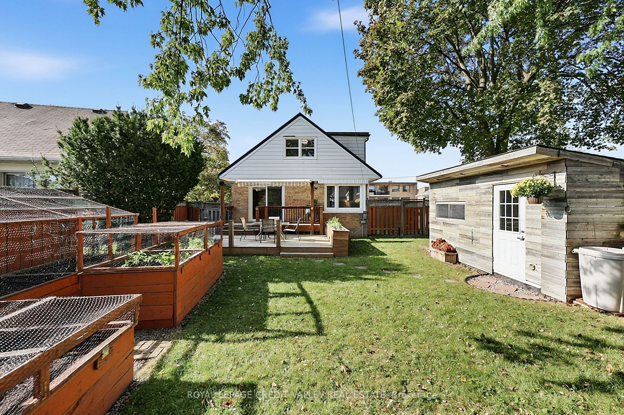 29 Crestview Avenue Property Photo 44