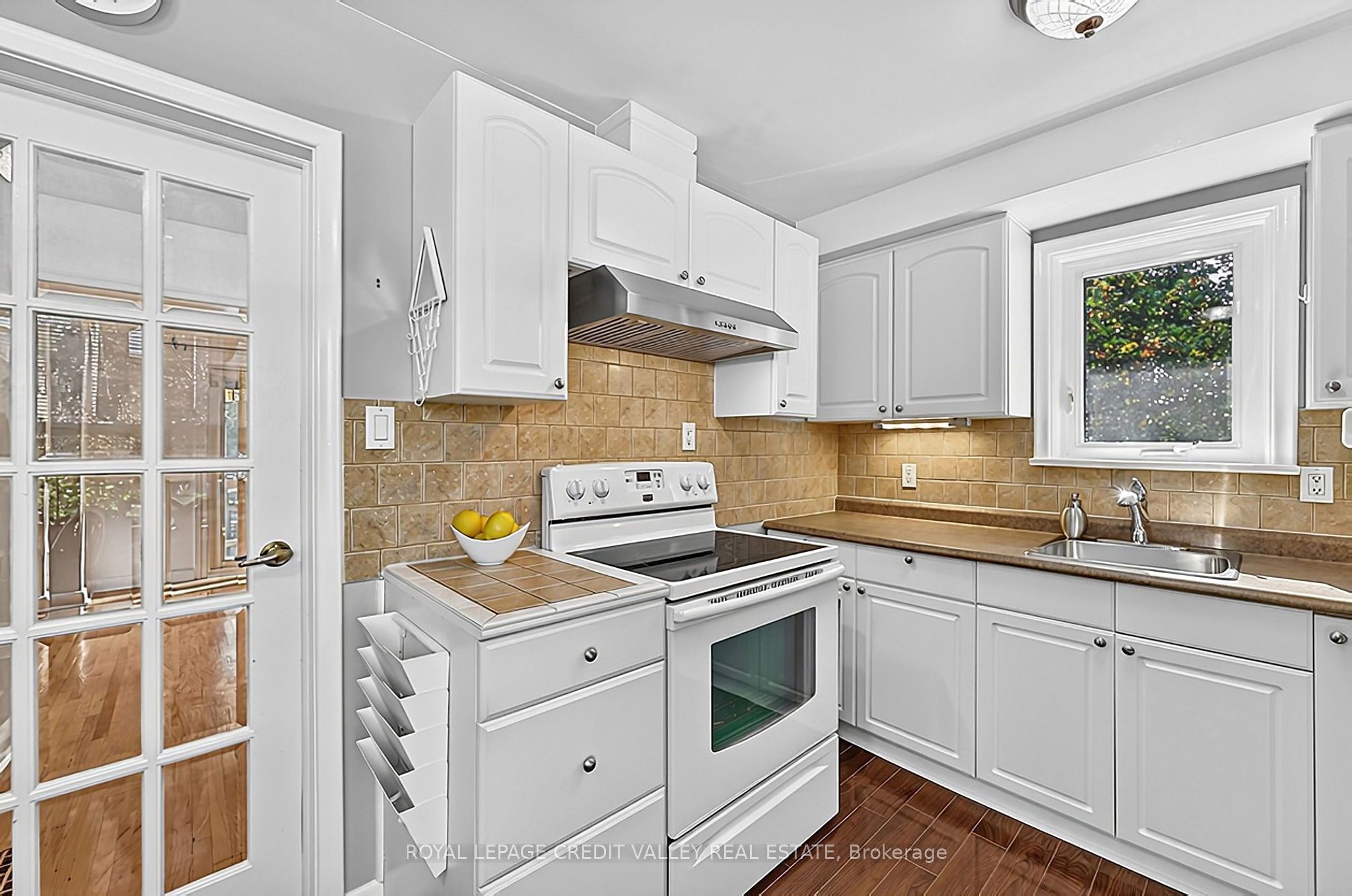 29 Crestview Avenue Property Photo 49