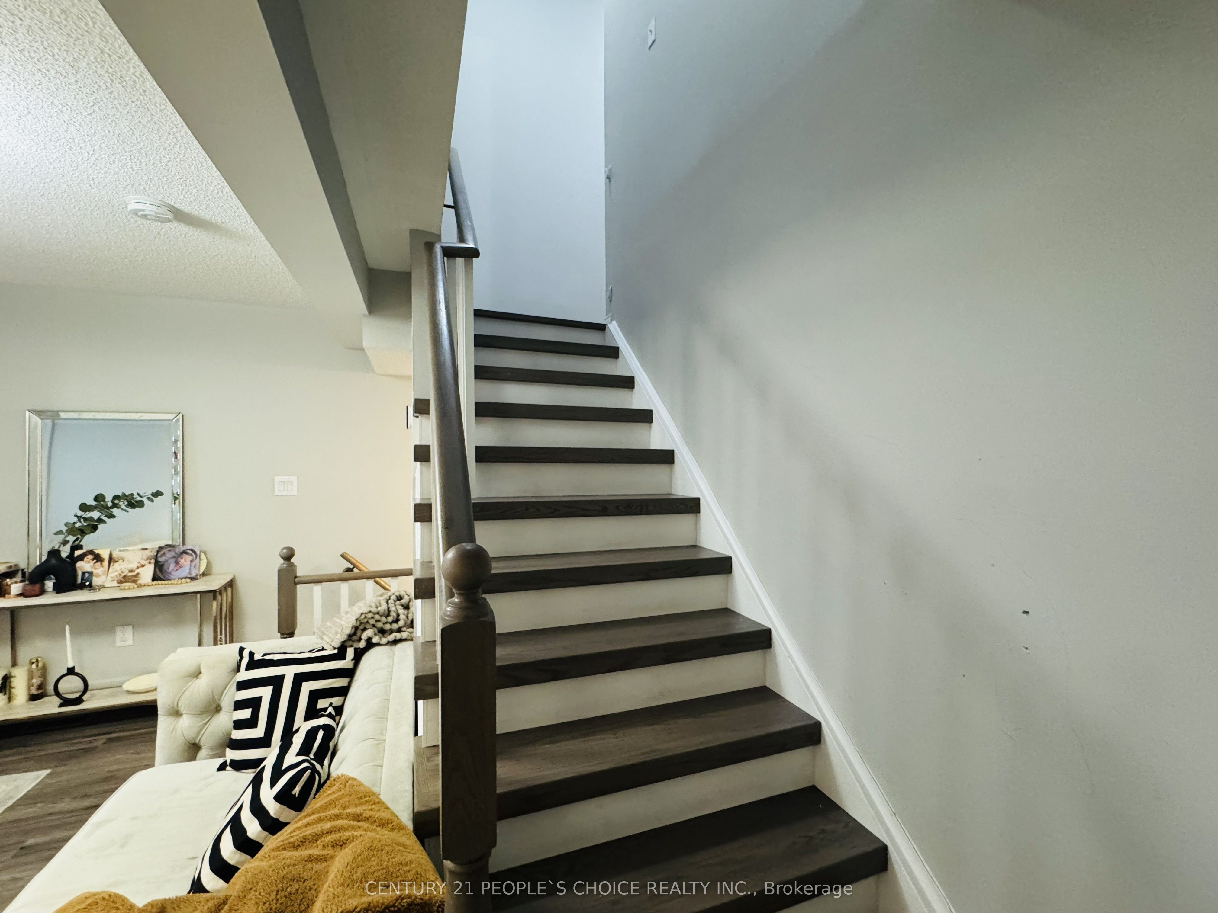 110 Spadina Road Property Photo 12