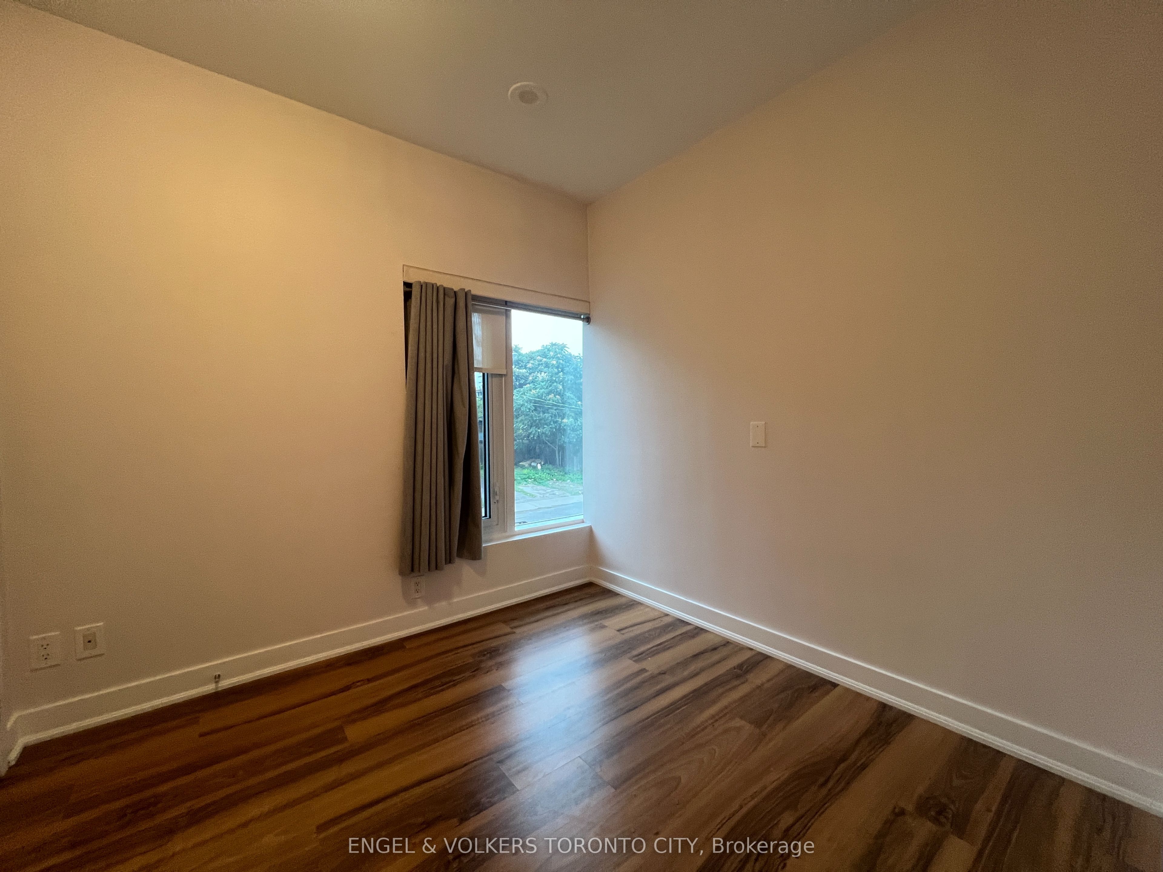 25 Ritchie Avenue 202 Property Photo 27