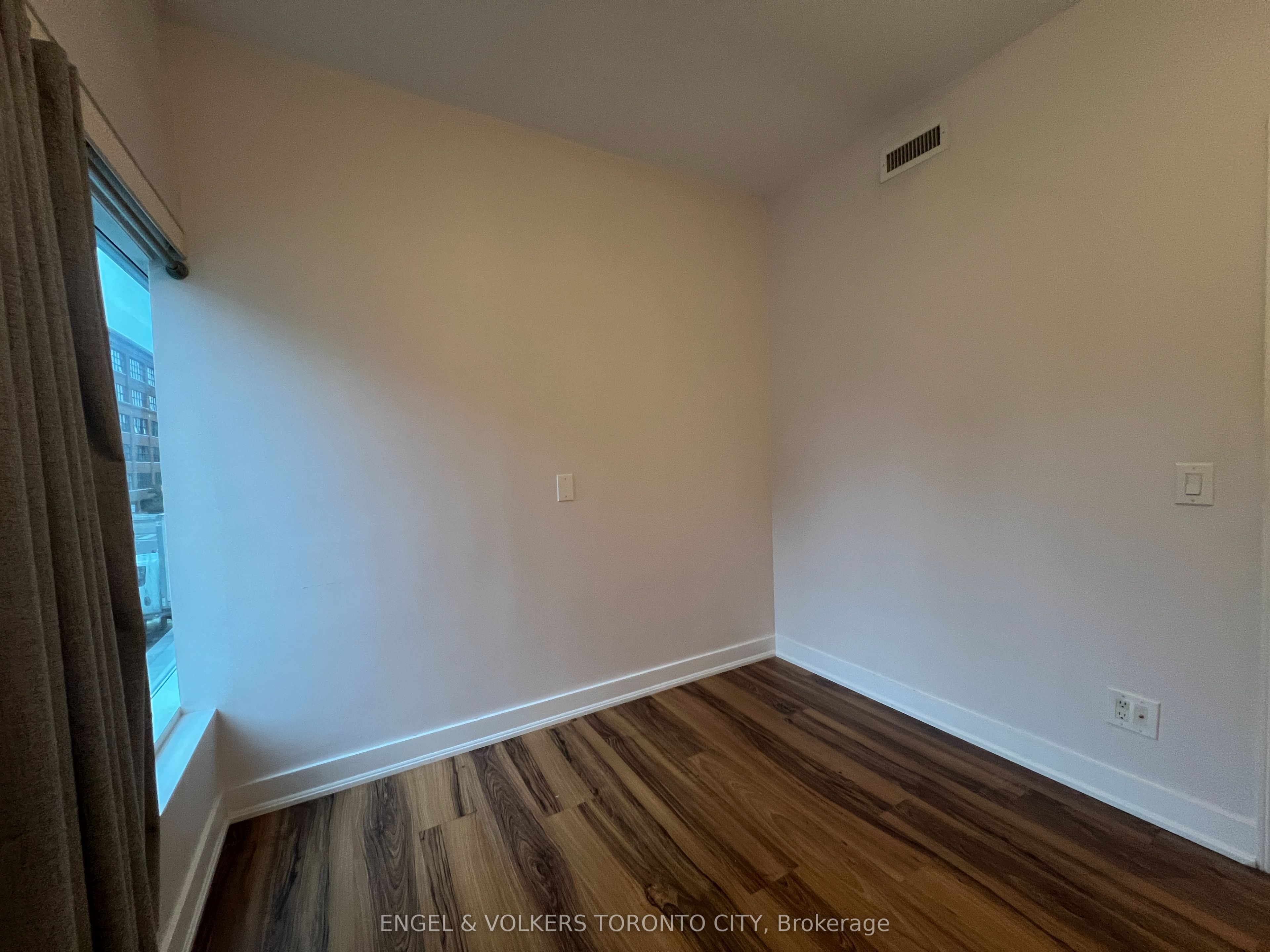25 Ritchie Avenue 202 Property Photo 28