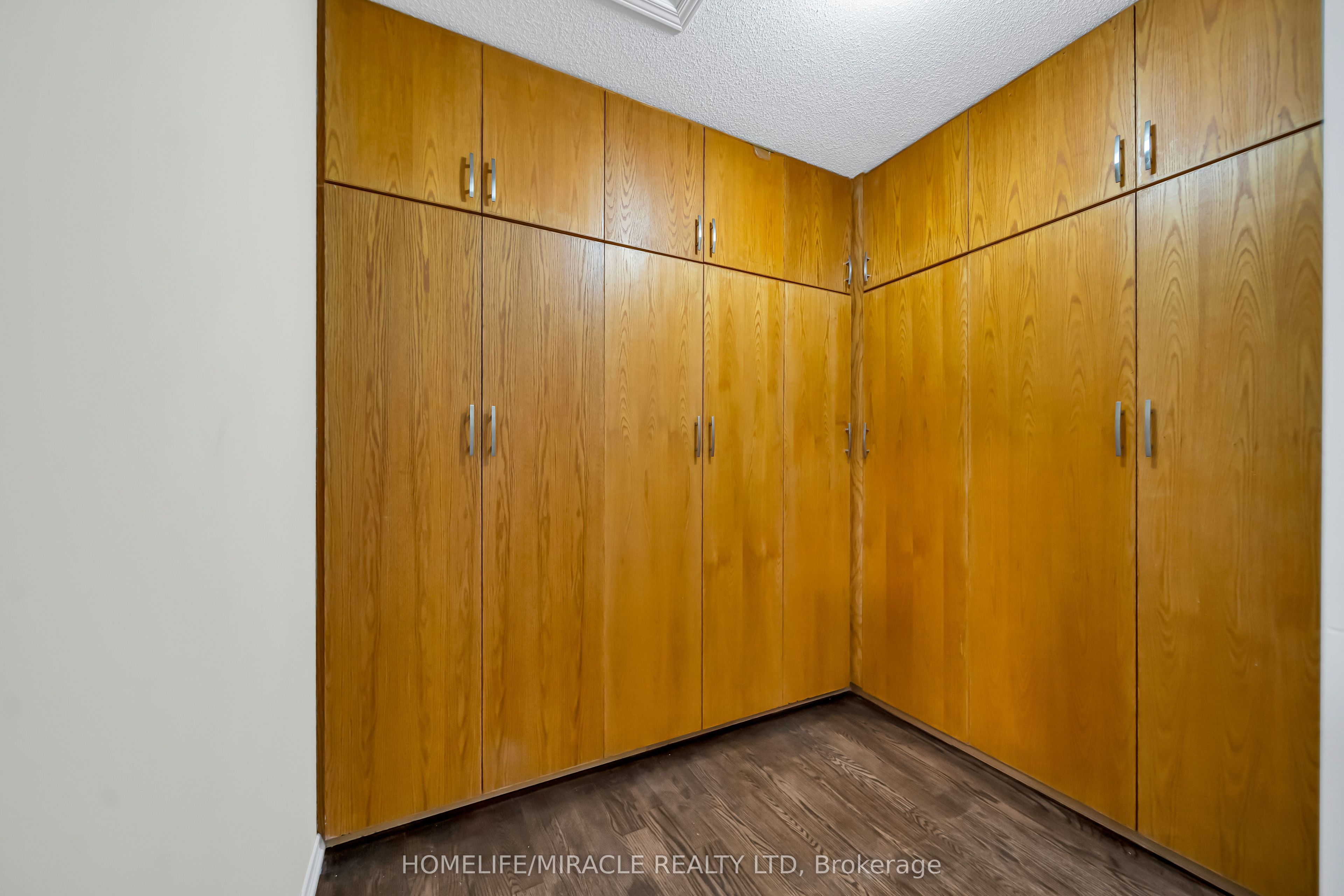 763 Pitcher Place Property Photo 39
