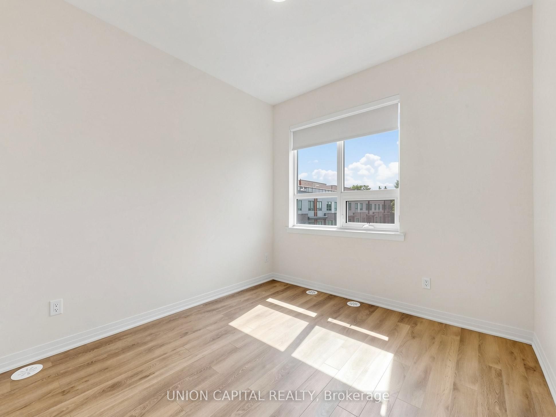 1238 Cawthra Road 4 Property Photo 16