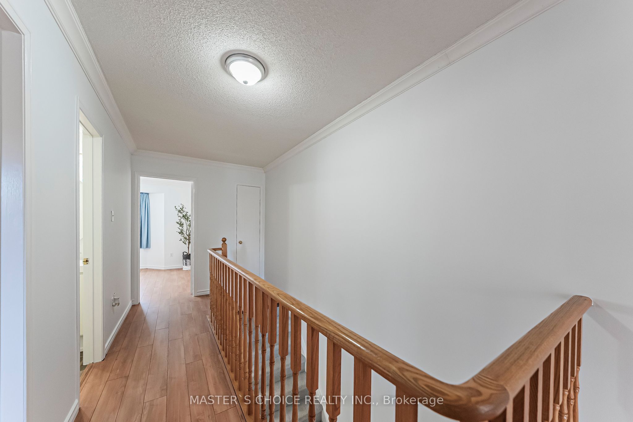 5557 Cortina Crescent Property Photo 20