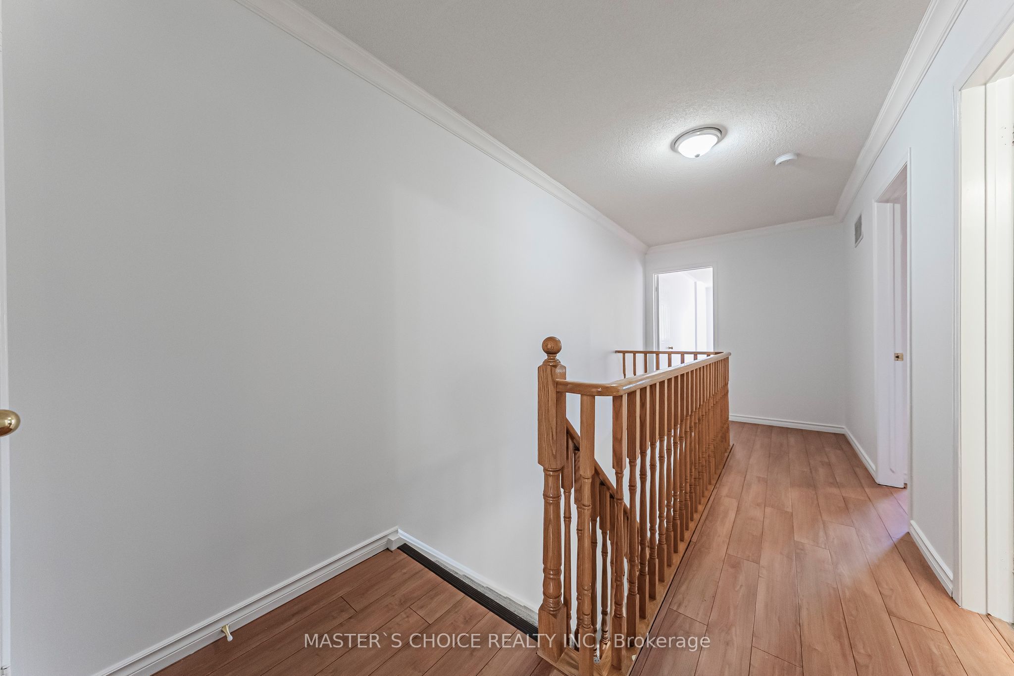 5557 Cortina Crescent Property Photo 21