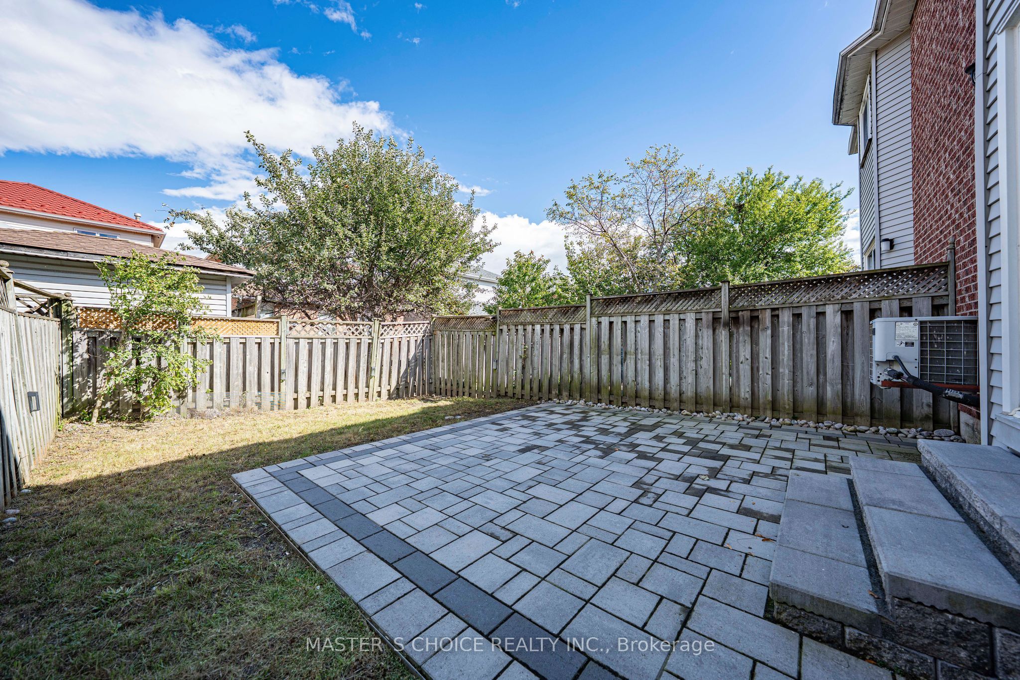 5557 Cortina Crescent Property Photo 42