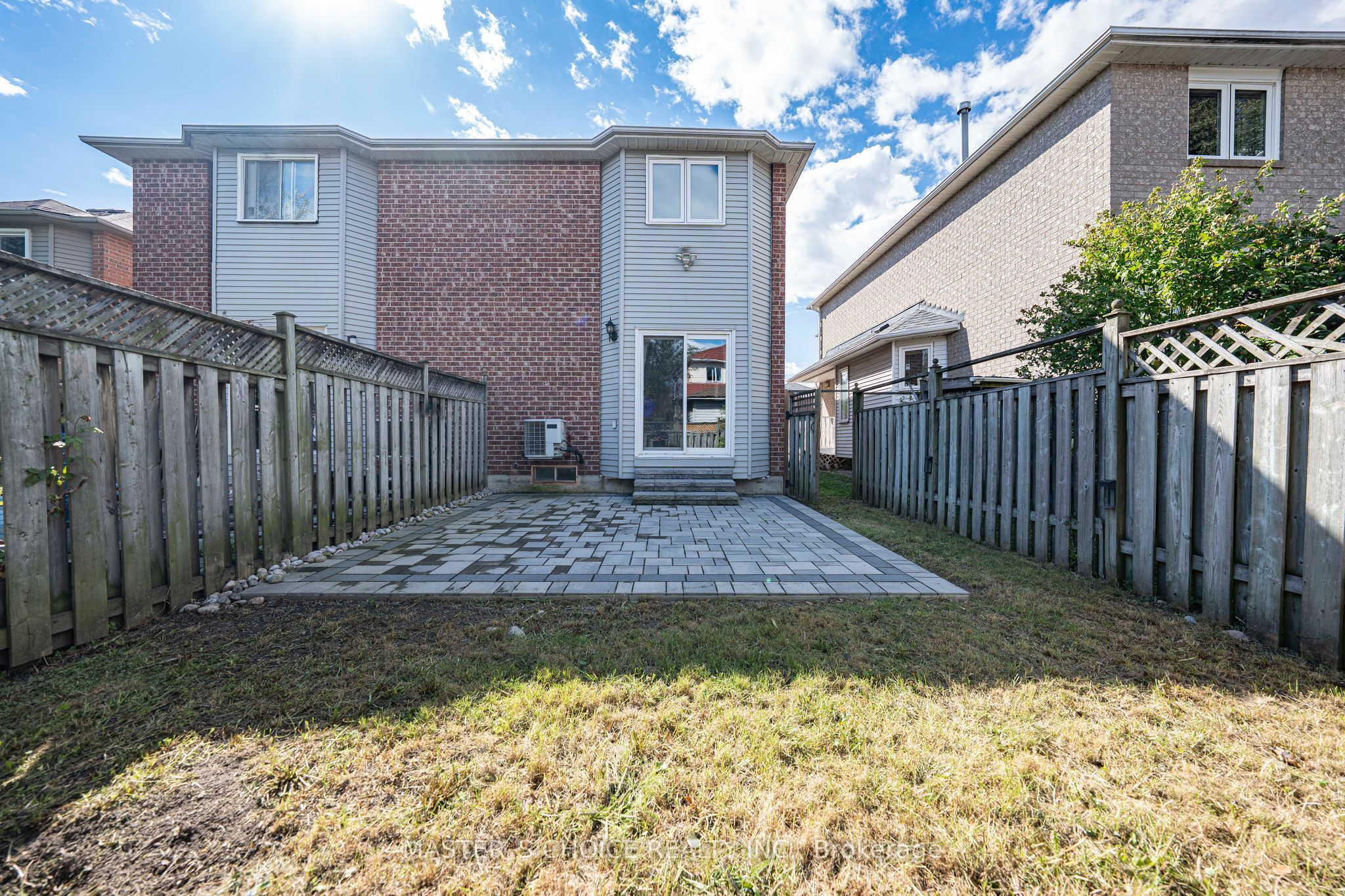 5557 Cortina Crescent Property Photo 44