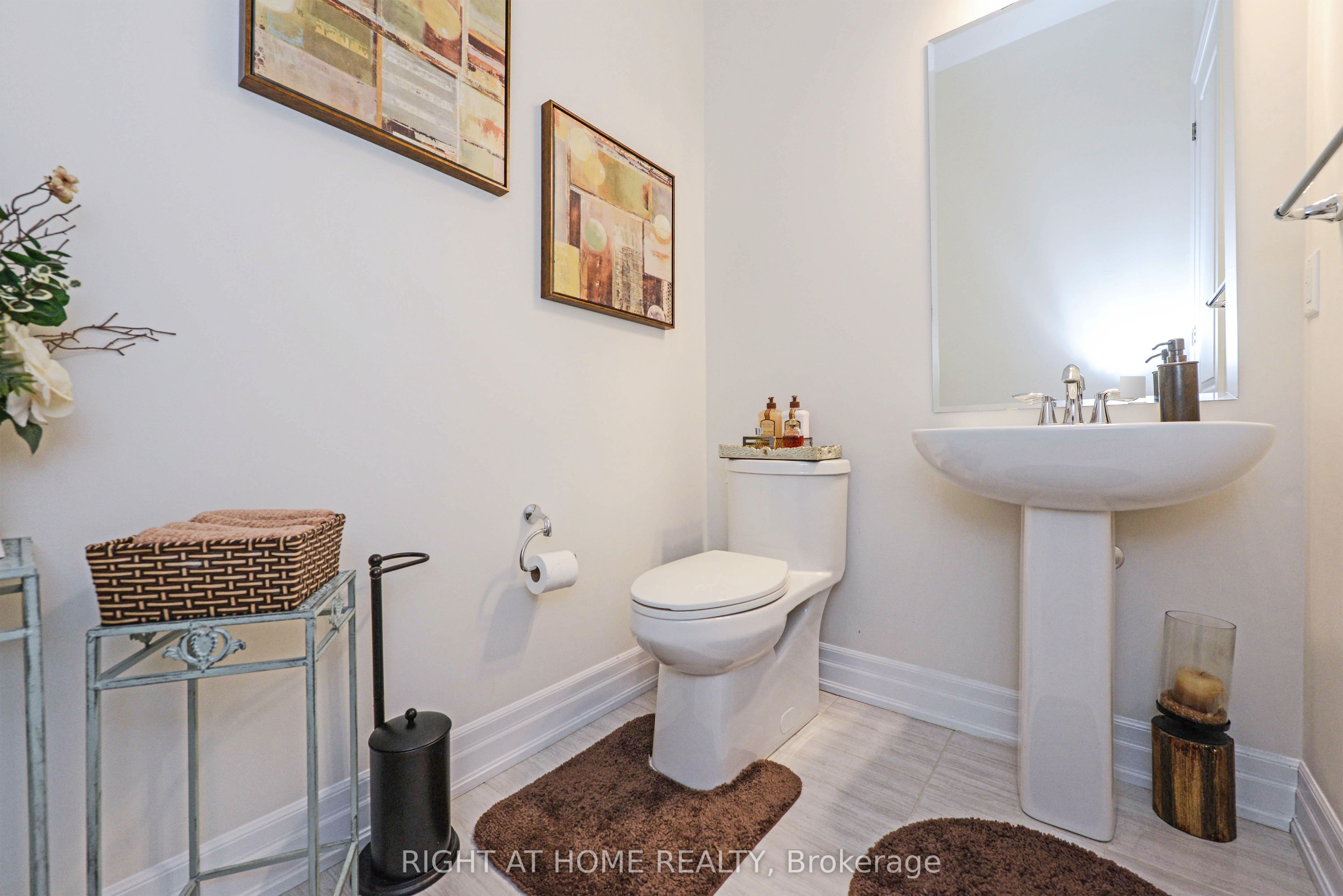 3286 Charles Biggar Drive Property Photo 13
