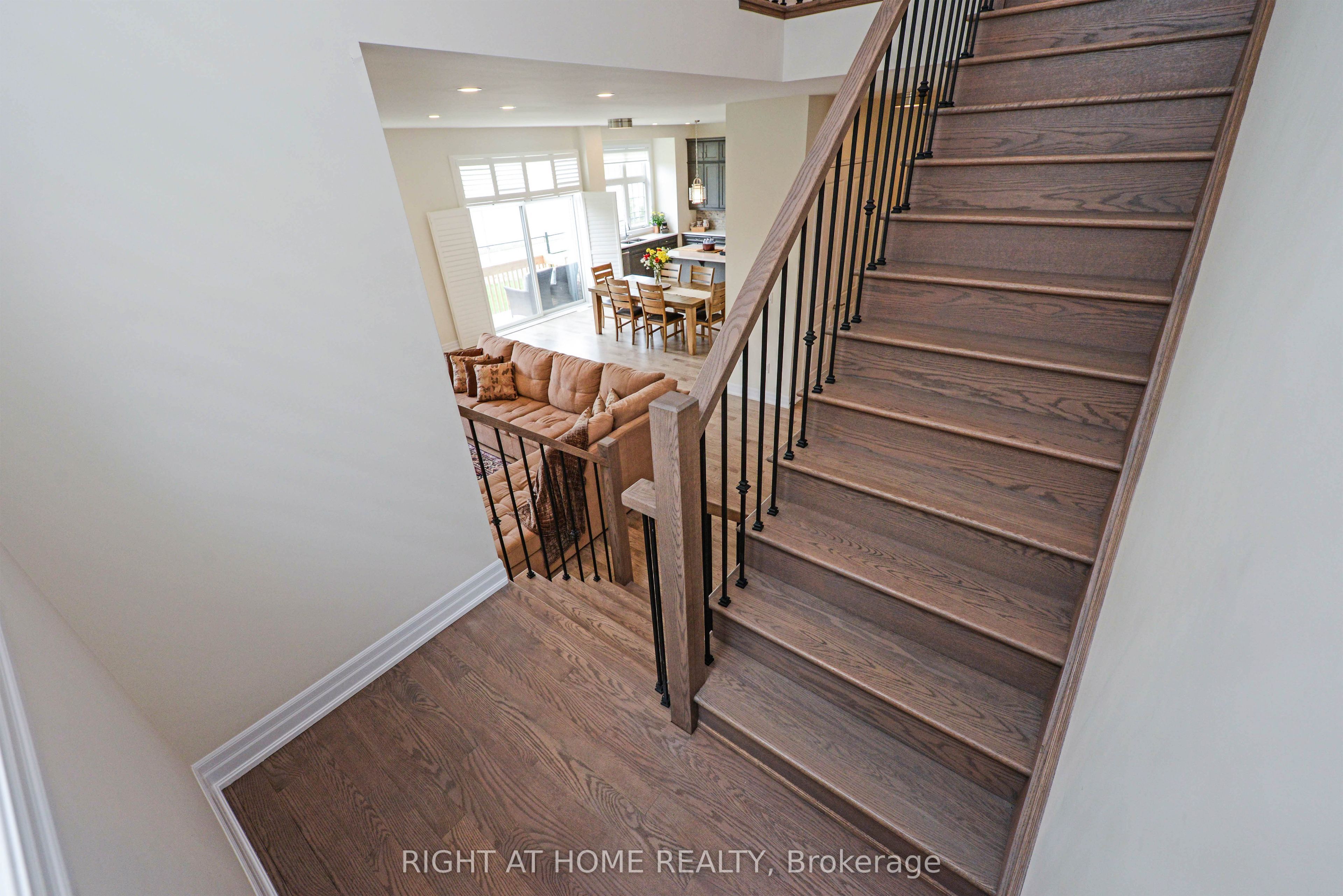 3286 Charles Biggar Drive Property Photo 15