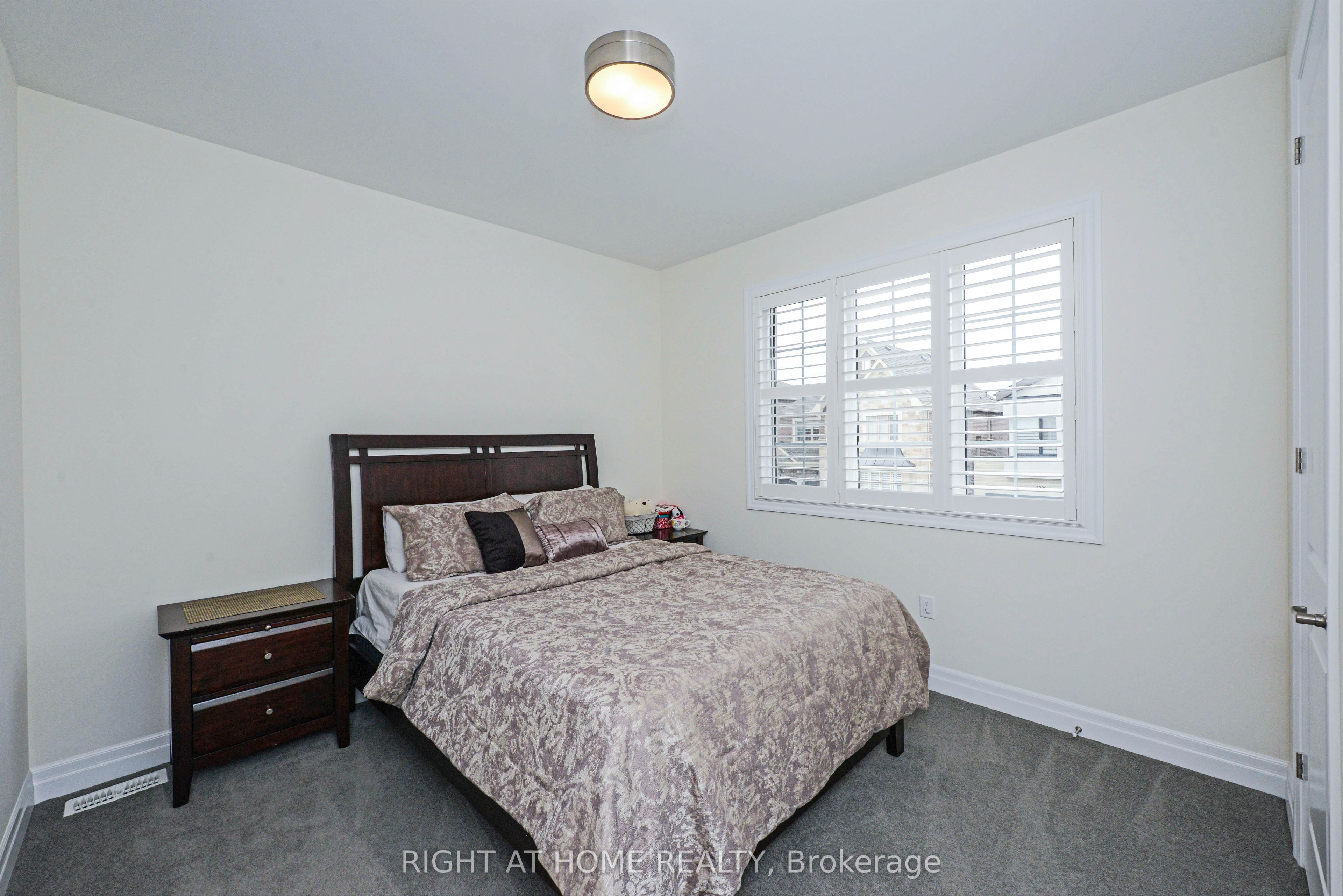 3286 Charles Biggar Drive Property Photo 30