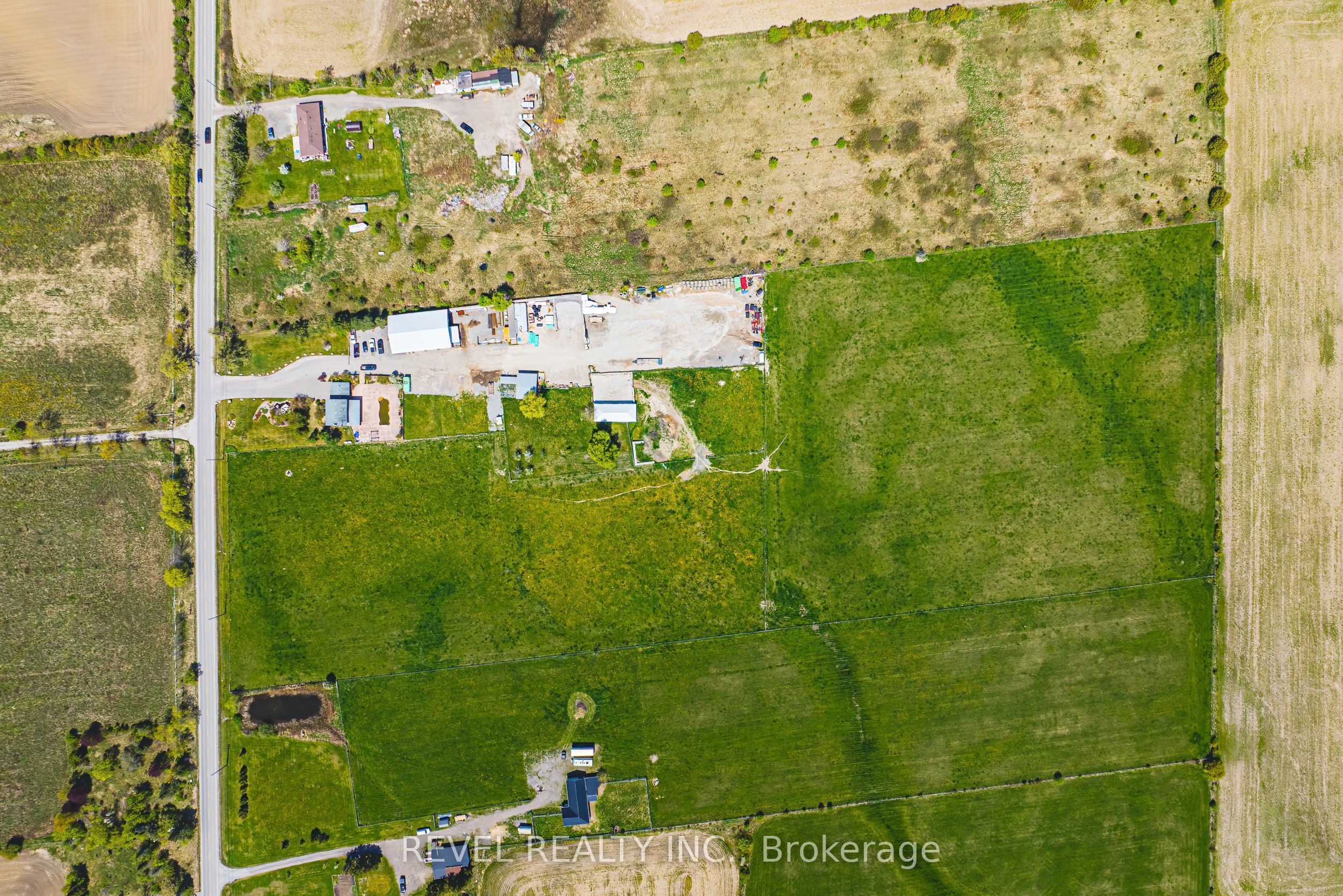 5121 First Line Property Photo 3
