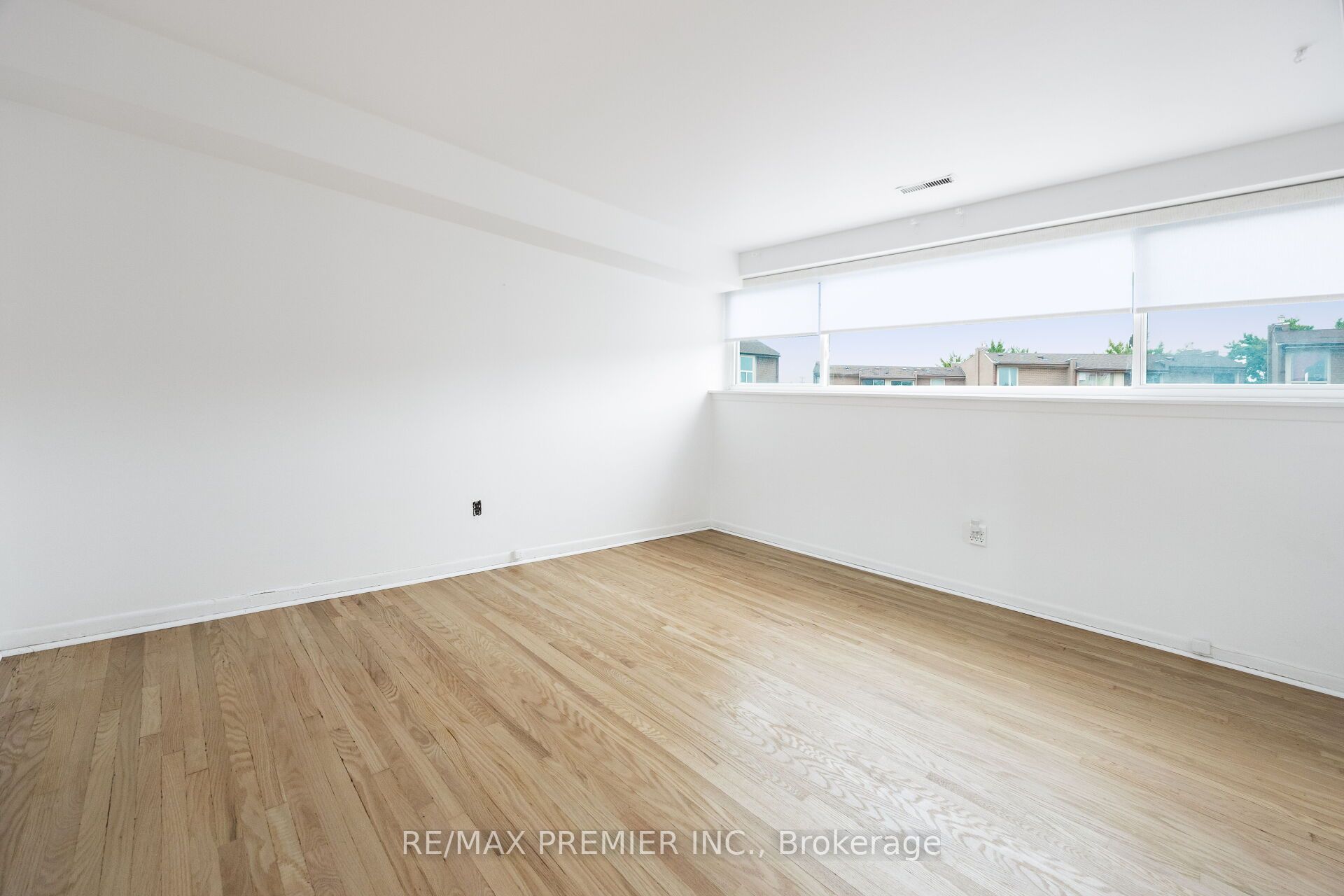 248 John Garland Boulevard 82 Property Photo 18