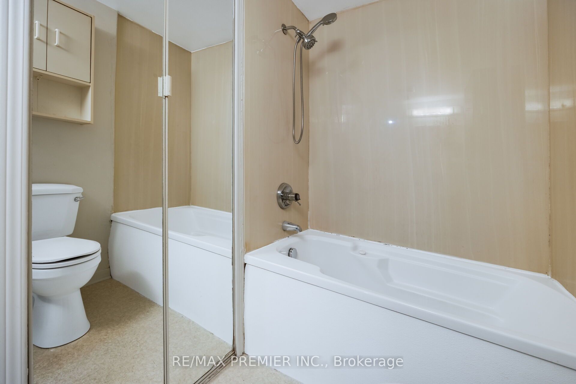 248 John Garland Boulevard 82 Property Photo 20