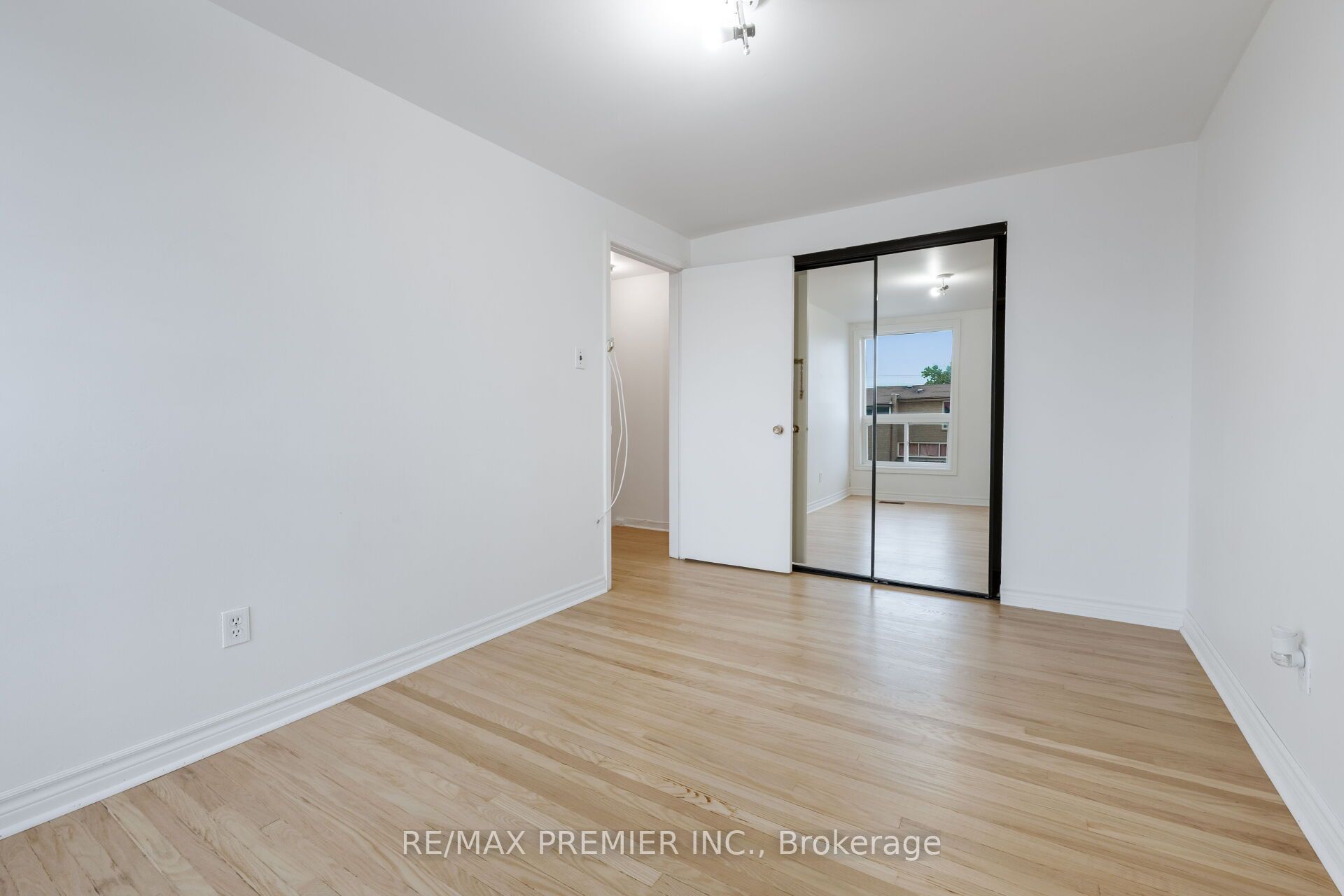 248 John Garland Boulevard 82 Property Photo 23