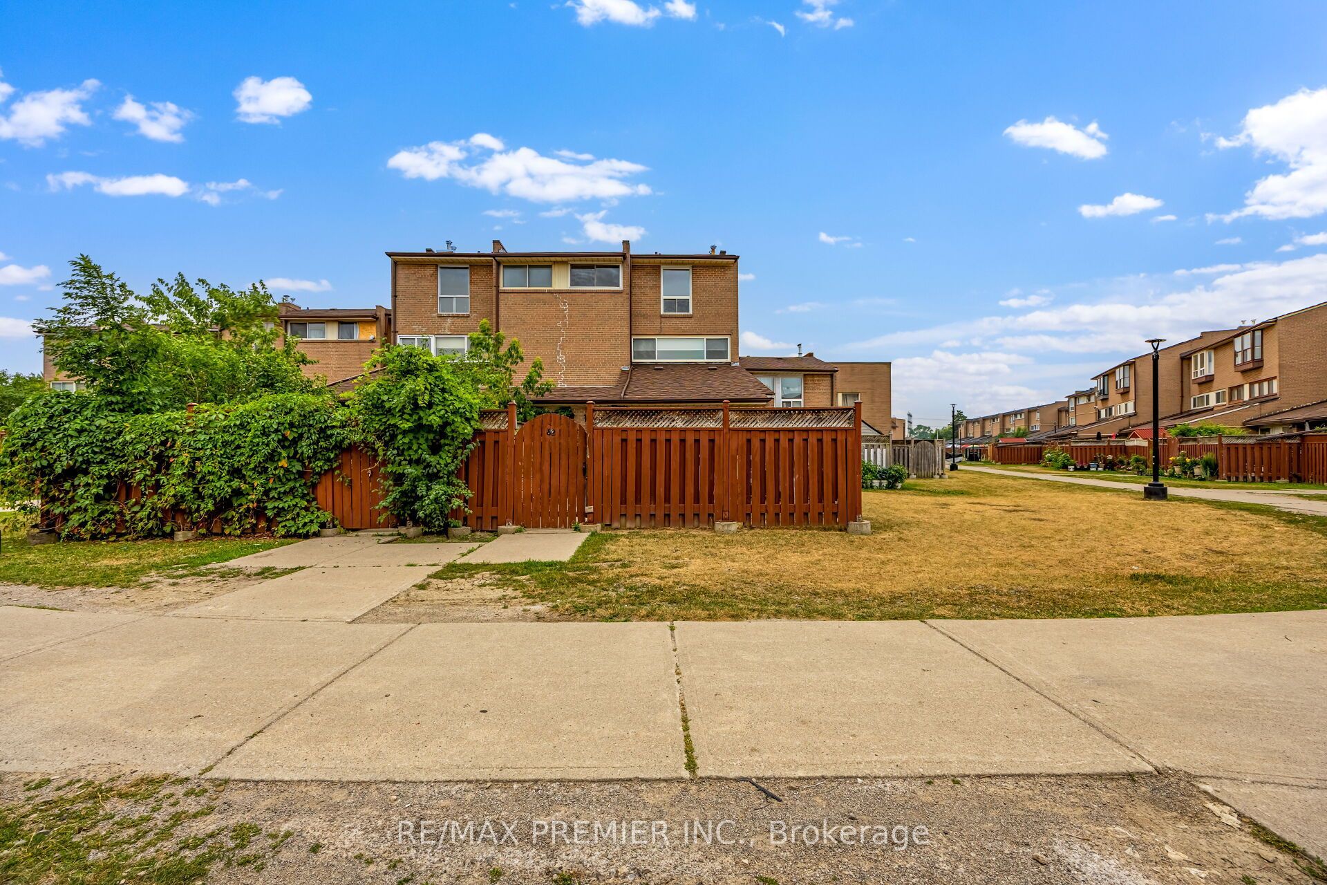 248 John Garland Boulevard 82 Property Photo 29