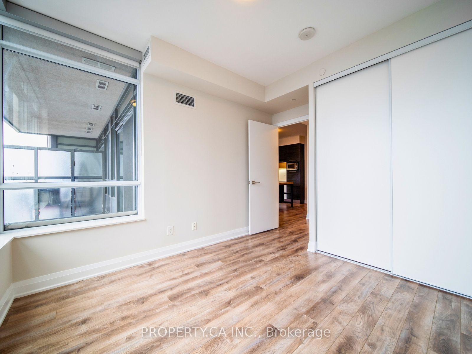 36 Park Lawn Road 3501 Property Photo 10